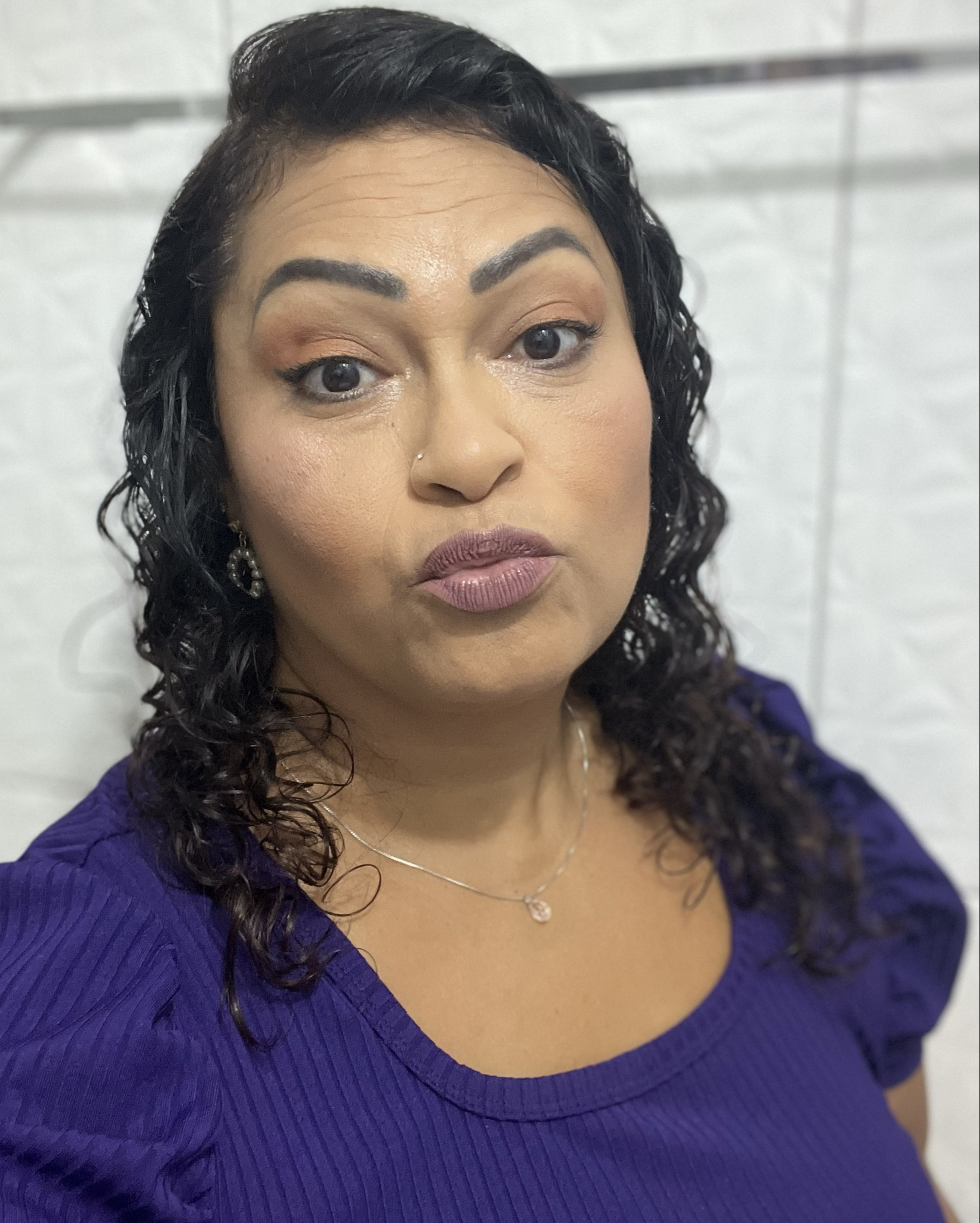 
"Que eu amo esse batom Hermione não é segredo 🤫 Ele é muito charmoso e dá um tcham clean na maquiagem, deixando leve e romântica para qualquer ocasião."
Vou deixar o link desse batom e de outras cores que amo Bruna Tavares é incrível 🤩 

#LTKbrasil #LTKbeauty