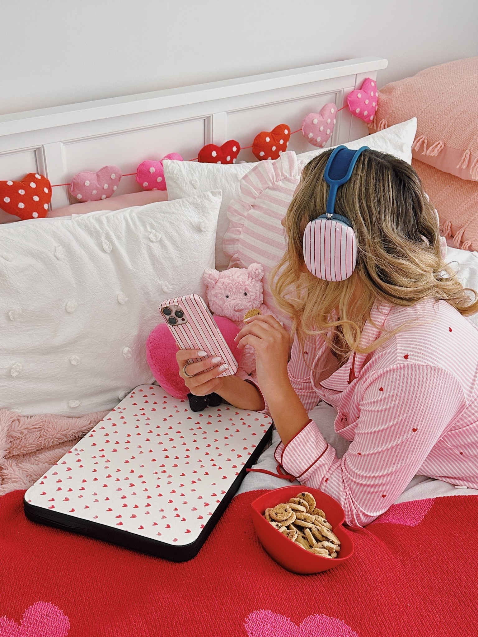 Cozy mornings in>>

#LTKValentine #LTKdayinmylife #LTKootd