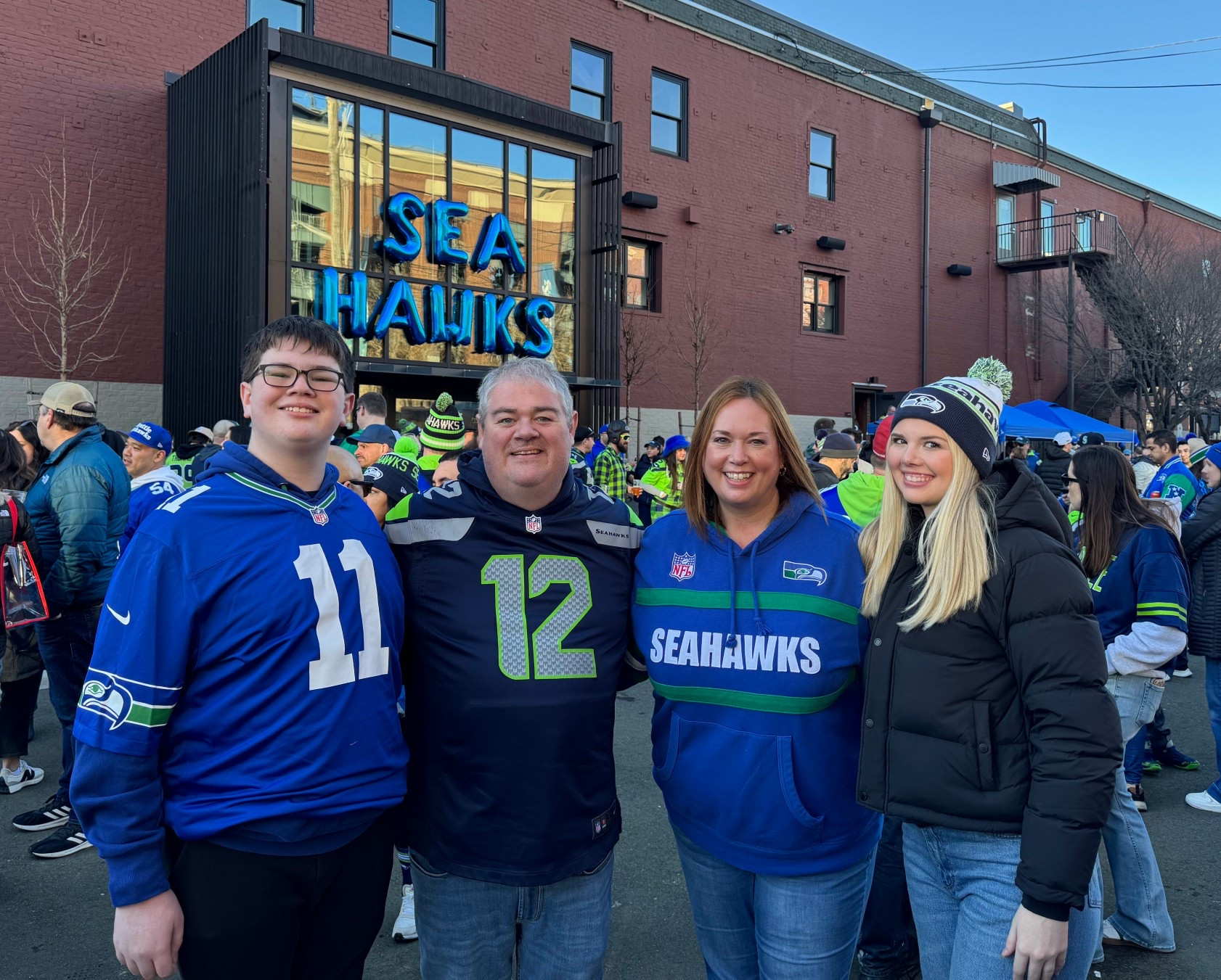🏈 Super Bowl Sunday with the Fam!
Throwing it back to the playoffs because the Blue and Green spirit is high today! 💙💚 Whether we’re at the stadium or watching at a party, we’re repped out and ready for kickoff.
Linking our favorite Seahawks jerseys, beanies, and game day essentials for the whole family below!
Shop the look:
• Official Team Jerseys
• Cozy Logo Beanies
• Retro hoodies
#GoHawks #Seahawks #SuperBowlSunday #GameDayStyle #FamilyMatching #NFLStyle

#LTKmomlife #LTKootd #LTKActive