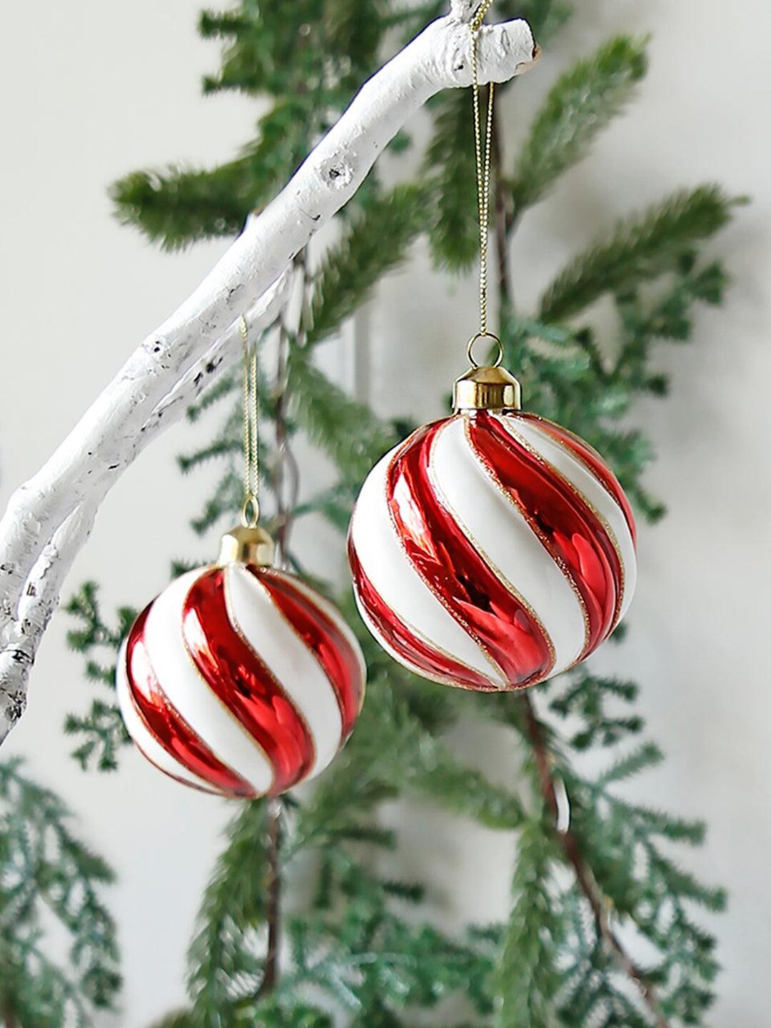 Red and White Swirl Bauble - Etsy UK | Etsy (US)