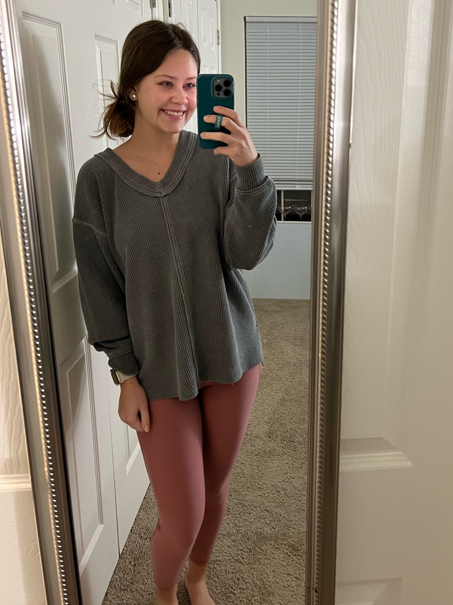 Comfy outfit


#comfyoutfit #winteroutfit #traveloutfit #collegeoutfitinspo

#LTKstyletip #LTKSeasonal #LTKfindsunder50