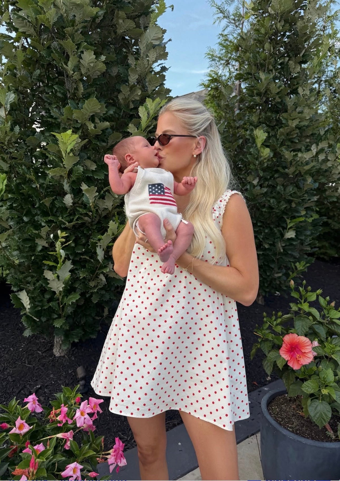 SIZE: med in dress! #kathleenpost

4th of July outfit, summer outfit Inspo, summer dress, newborn phase, newborn baby, postpartum outfit

#LTKootd #LTKmomlife #LTKBaby