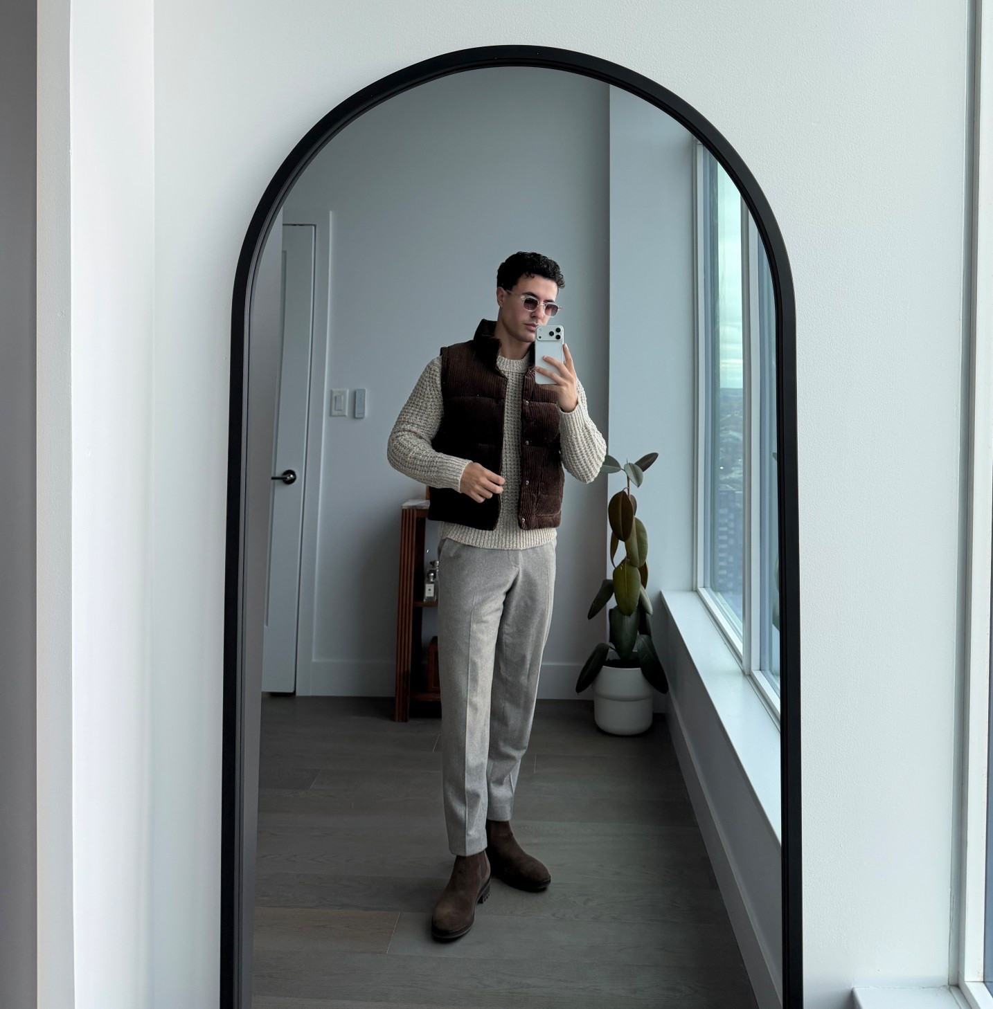 40% off full-priced pieces, including cashmere, during the @BananaRepublic Black
Friday Event! #Bananarepublic #Bananarepublicpartner