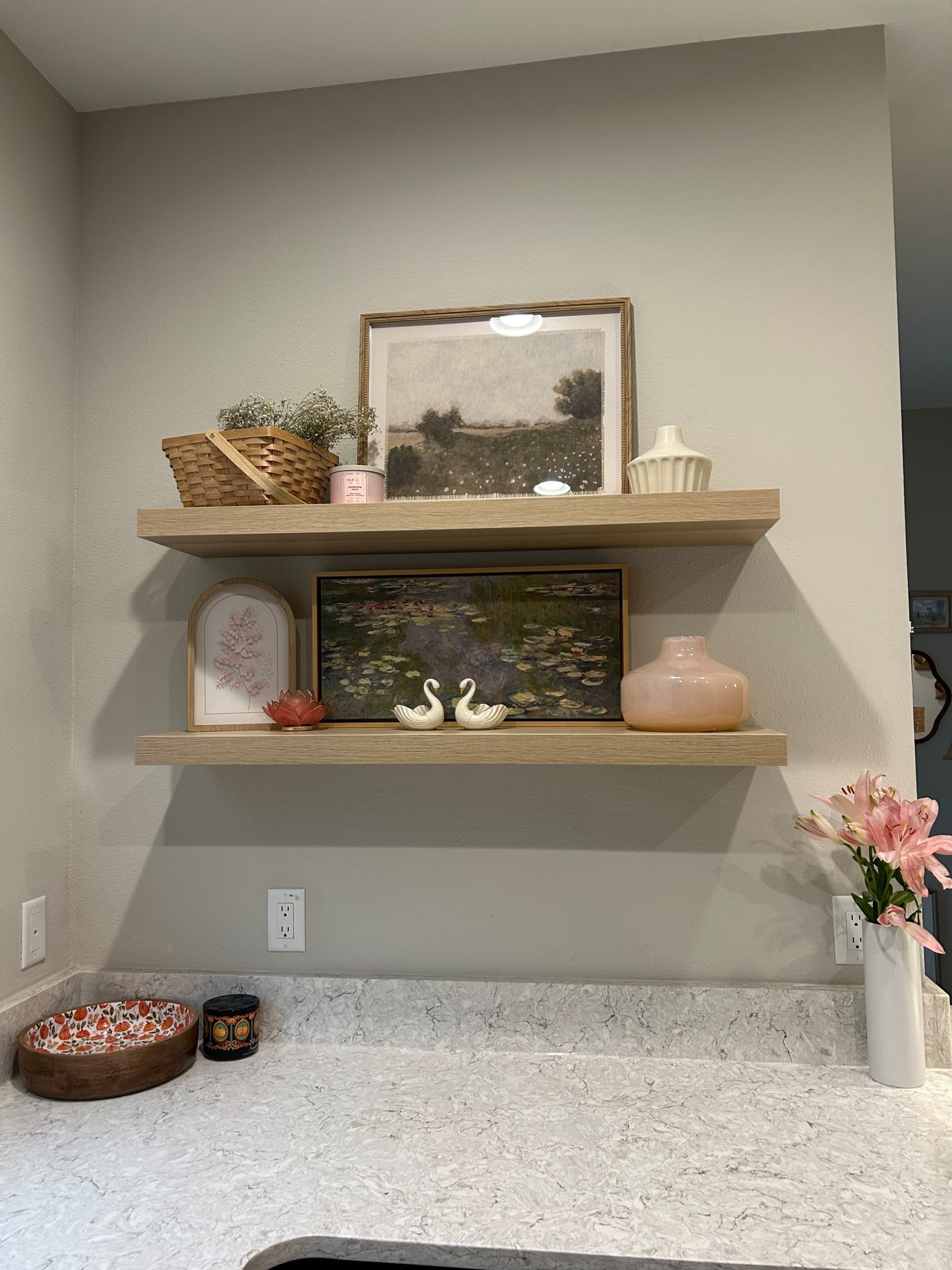 Lennox swans
HomeGoods cases
