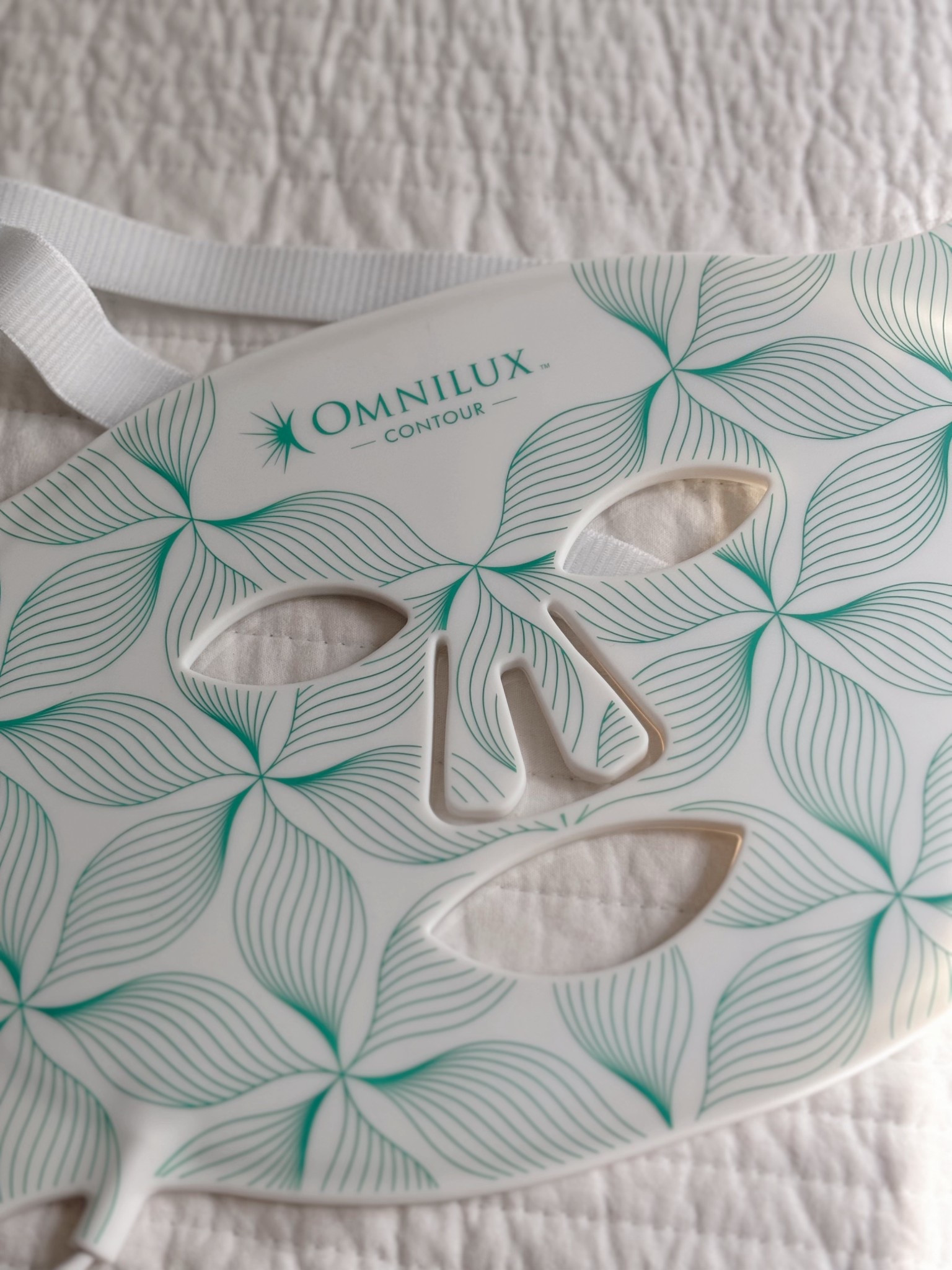 LED Red Light Face Mask to help reduce fine lines, wrinkles, and red spots AND boost collagen production! 

#LTKU #LTKActive #LTKBeauty