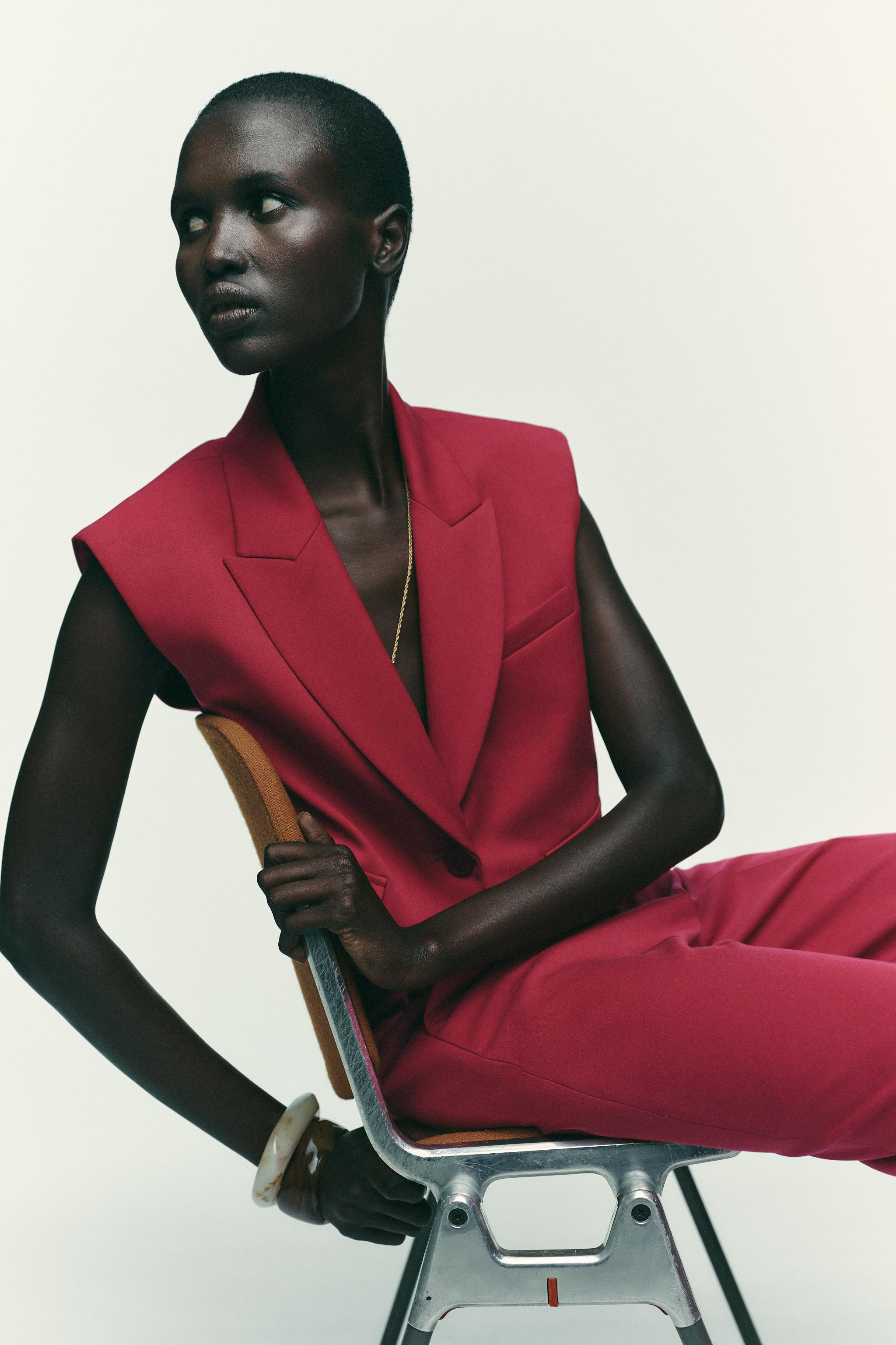 SHORT VEST WITH FLAPS | Zara US