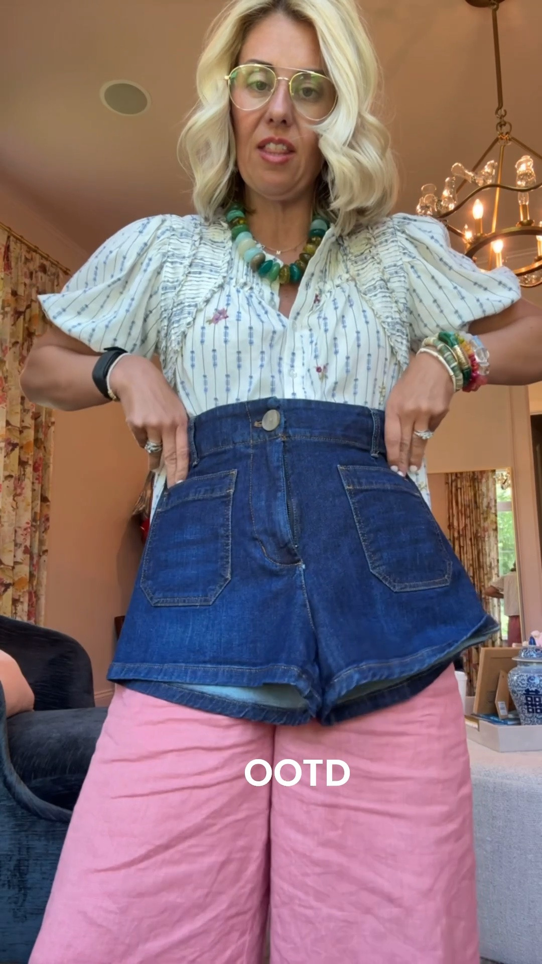 OOTD…. And what I was going to wear last night too! Ha 

Xs top
Xs pants
27 shorts
8 shoes

#LTKdayinmylife #LTKootd #LTKOver40