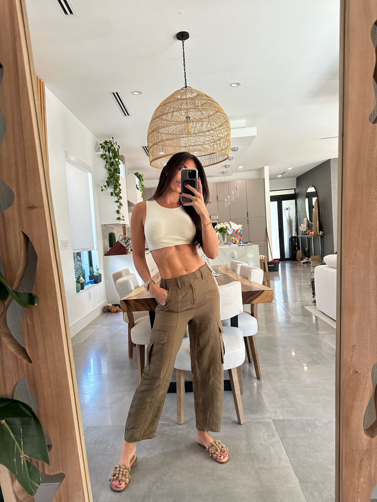  Casual Sunday! I’m wearing an xs top and small bottoms but the bottoms are too loose on me and I should be an xs in the bottoms! 