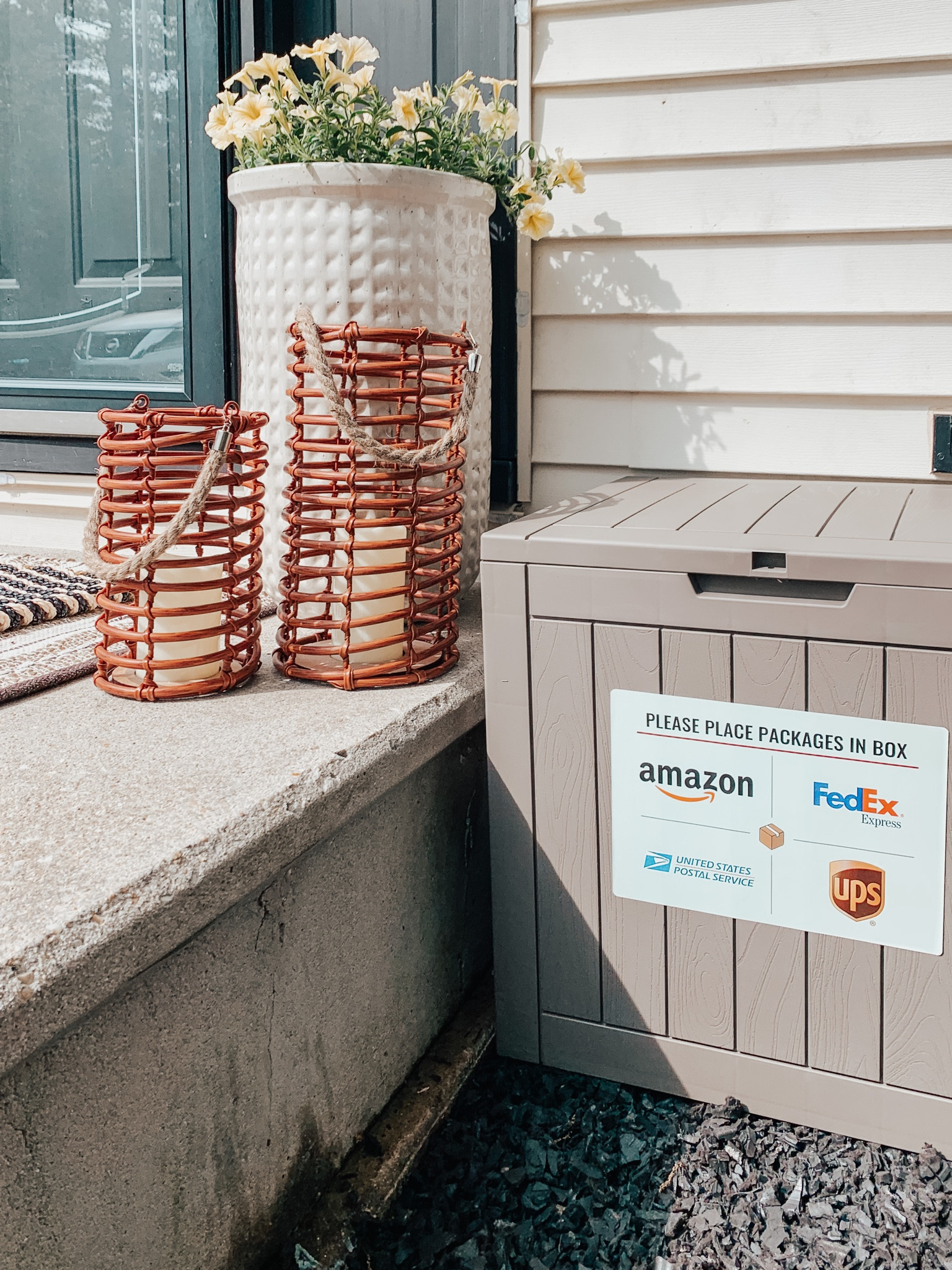 Using this weatherproof deck storage box for packages & deliveries is probably one of the best ideas I’ve ever had! 👏🏻

#LTKhome #LTKFind #LTKSeasonal
