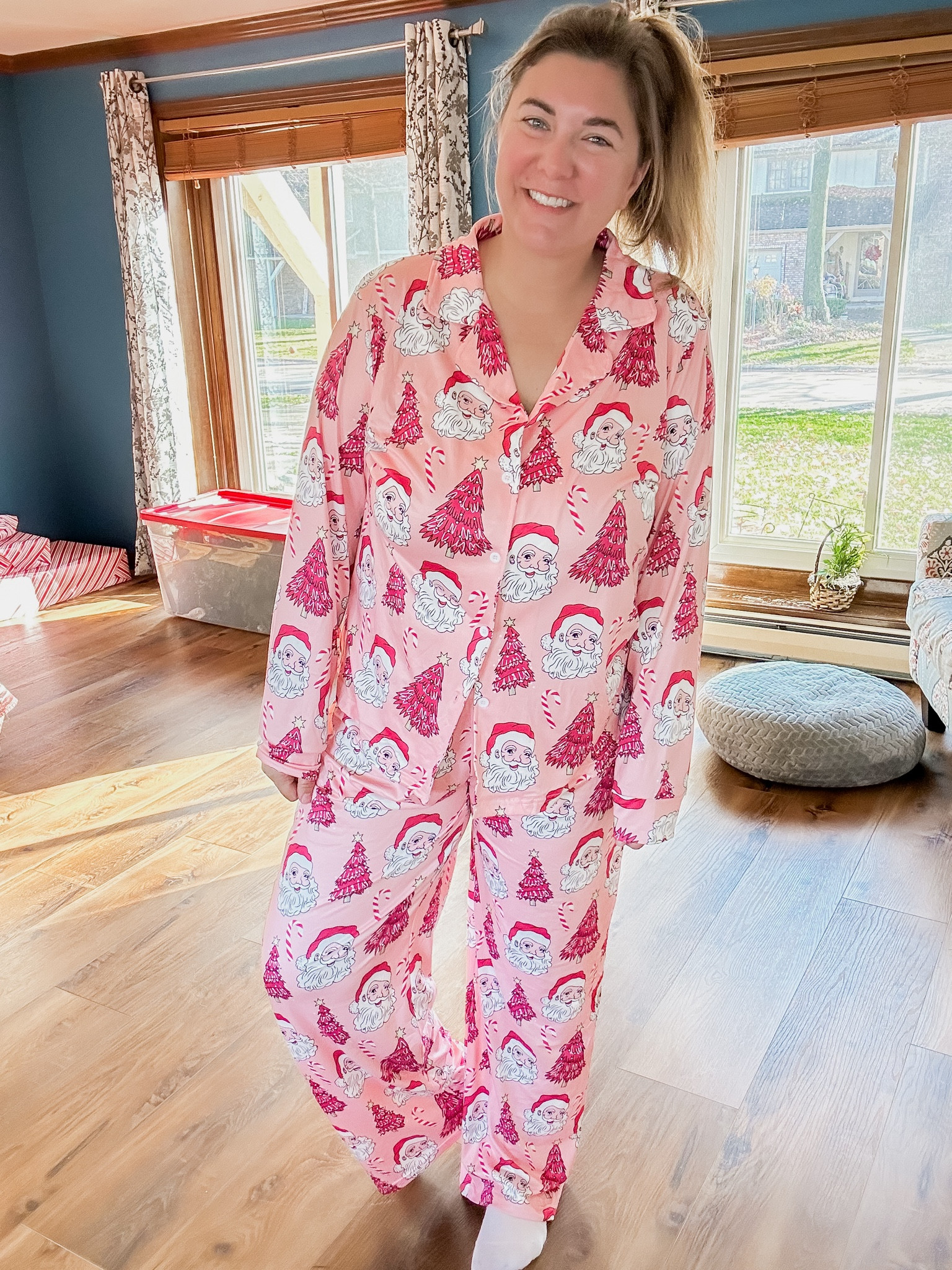 Santa jammies

#LTKFindsUnder50 #LTKMidsize #LTKHoliday