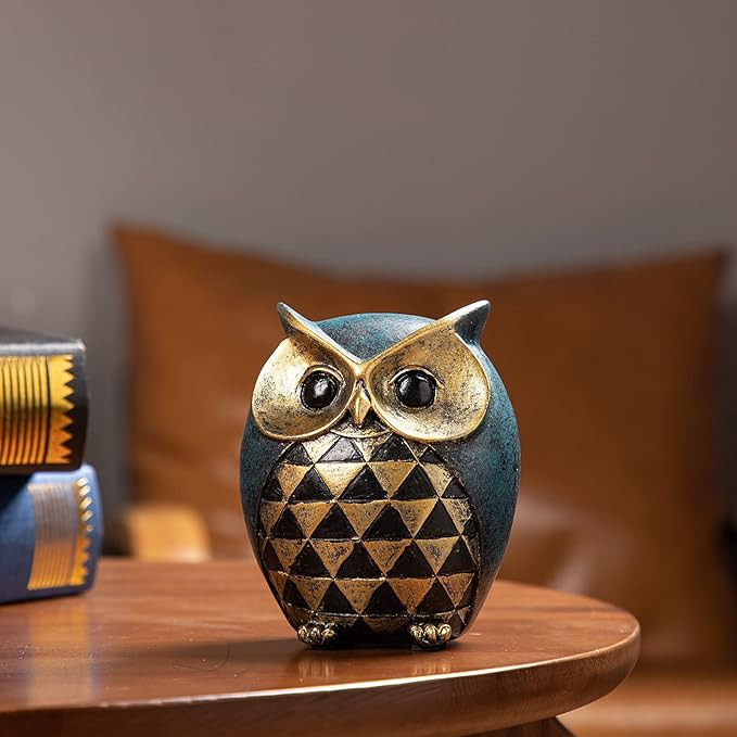 Leekung Owl Statue Home Decor,Owl Figurines for Bookshelf Bedroom Living Room Office TV Stand Dec... | Amazon (US)