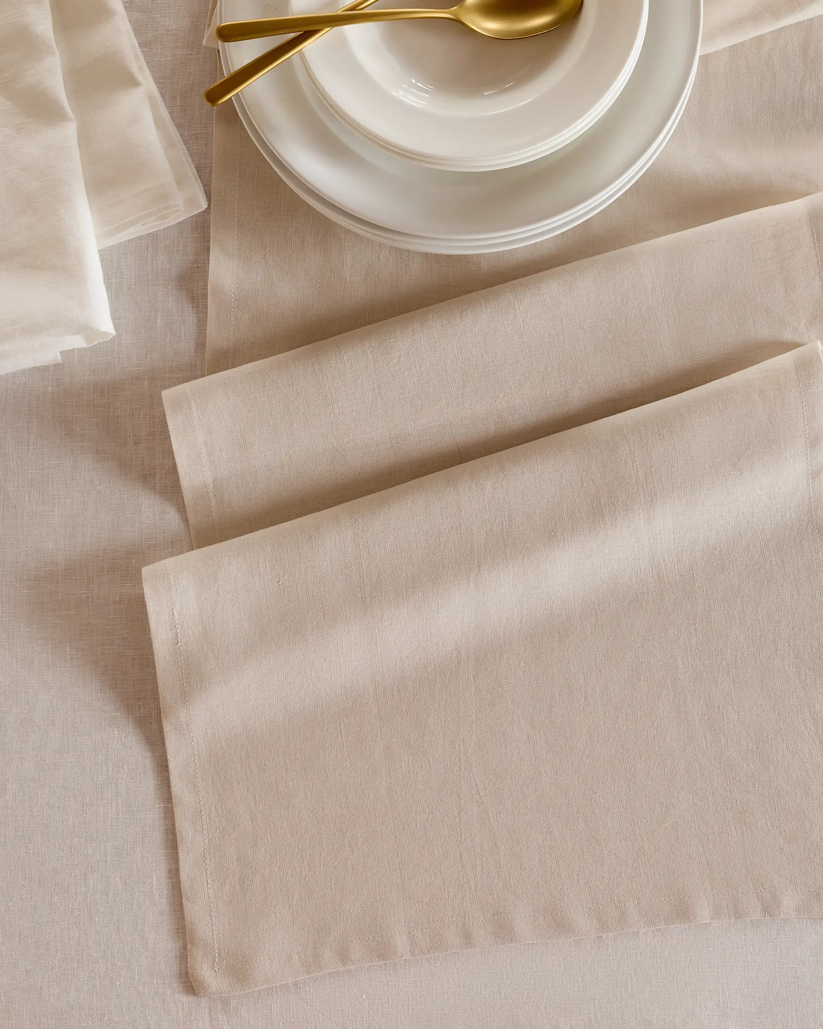European Linen Table Runner | Quince