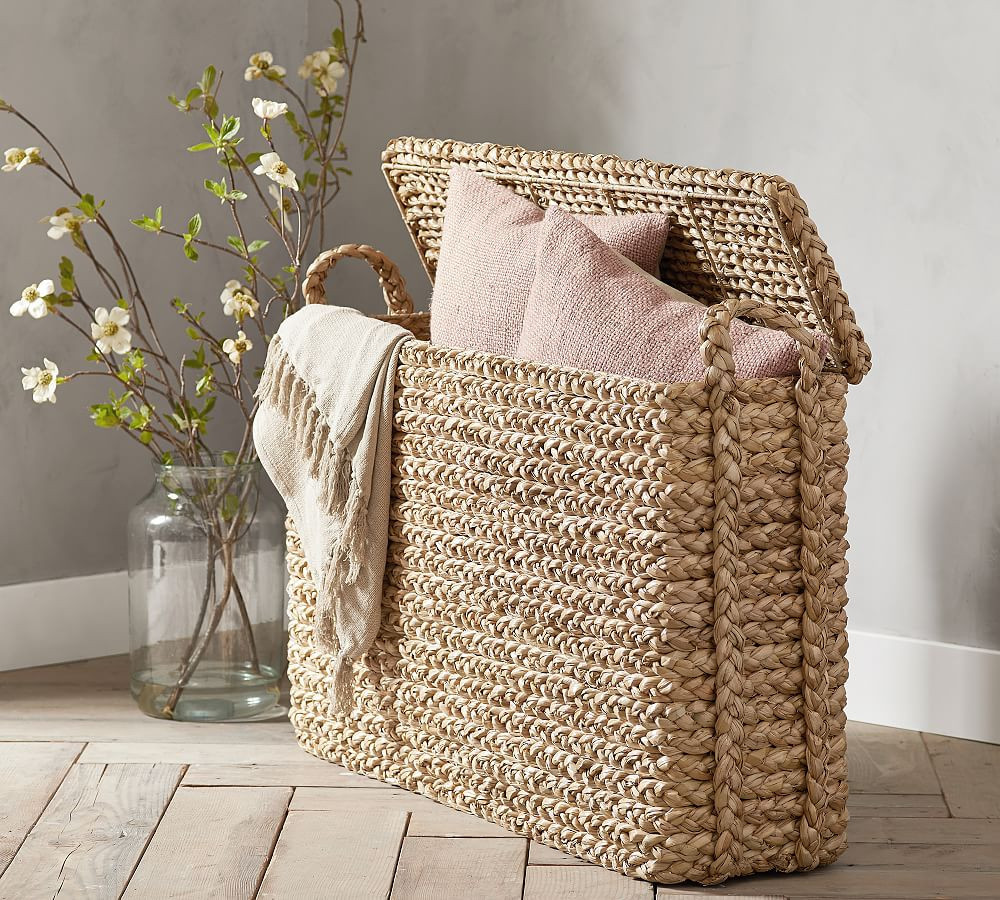 Beachcomber Oversized Lidded Basket - Natural | Pottery Barn (US)