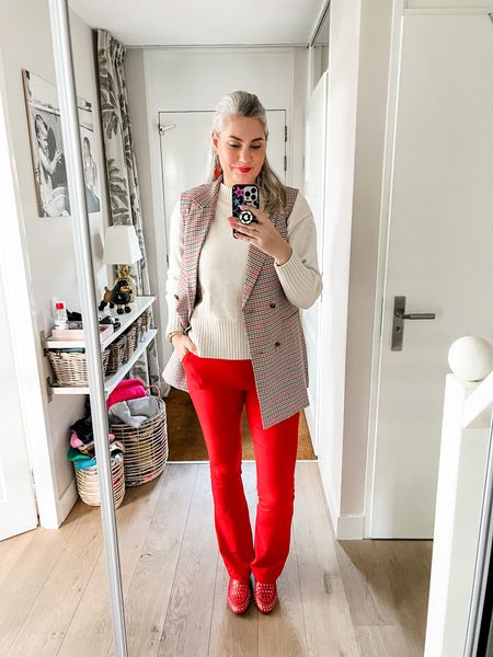 Outfits of the week

Working from home in a comfortable yet stylish pair of red trousers (Je m’appelle, M long), beige sweater (M) and a sleeveless blazer (xl). The red studded loafers are super old but still cute. 



#LTKstyletip #LTKworkwear #LTKeurope