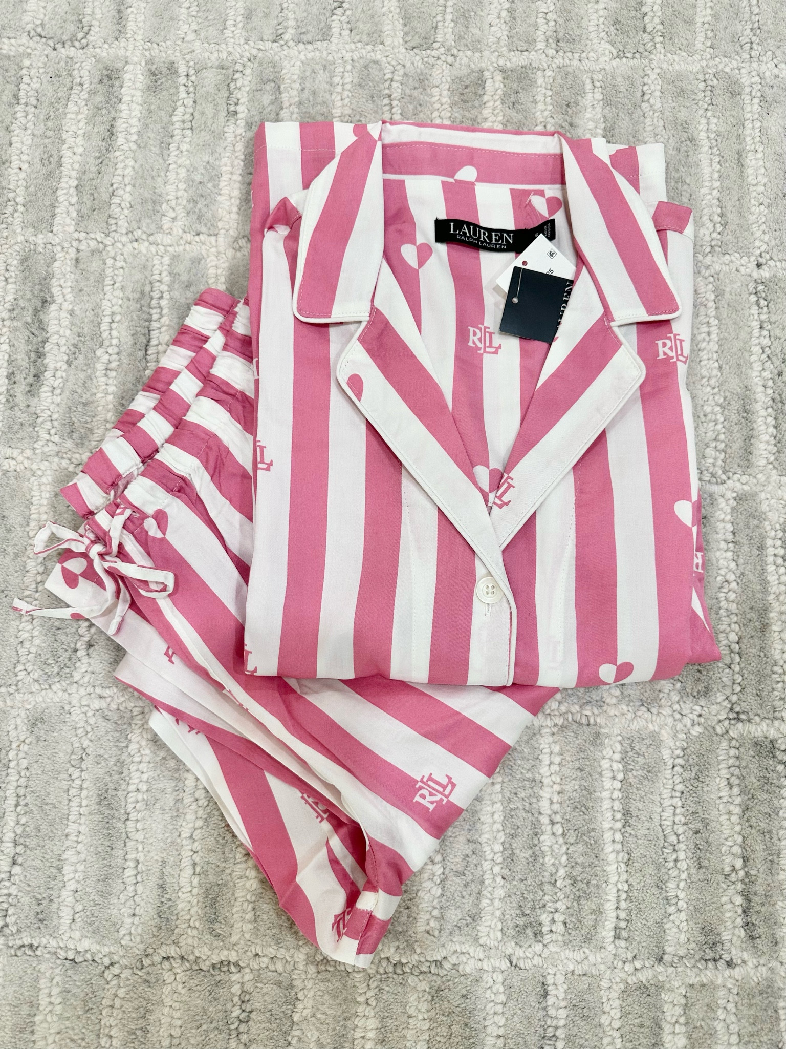 Obsessed with these Ralph Lauren pink striped heart pajamas. Perfect for Valentine’s Day! 💕🎀

#LTKfindsunder100 #LTKMostLoved #LTKSeasonal