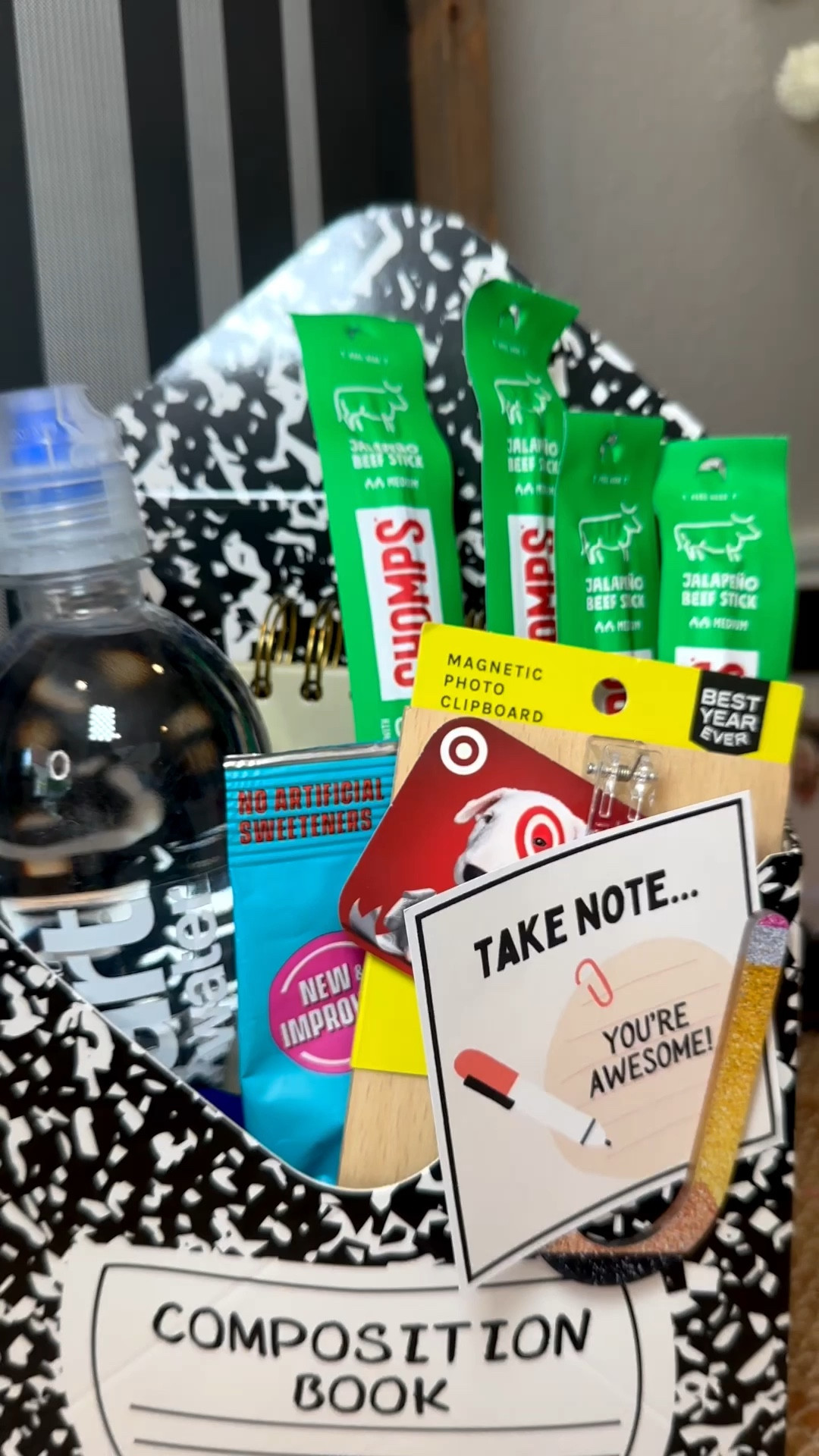 Busy Moms I’ve got you! How cute are these gift boxes for Teacher & Staff gifts? A great size, sturdy & so cute! Join me for more teacher appreciation & end of the school year gift ideas & gift ideas for every occasion 🍎📚

#LTKstorytime #LTKKids #LTKmomlife