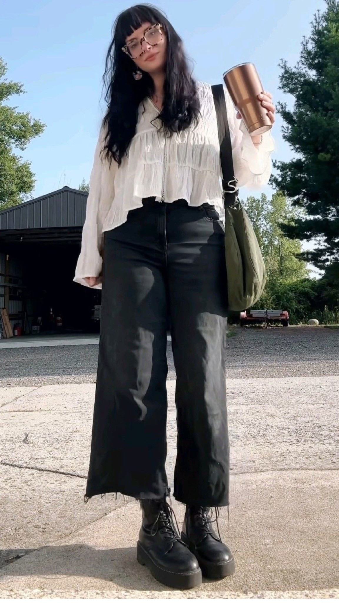 🐦‍⬛☕️

#LTKWatchNow #LTKStyleTip #LTKBeauty