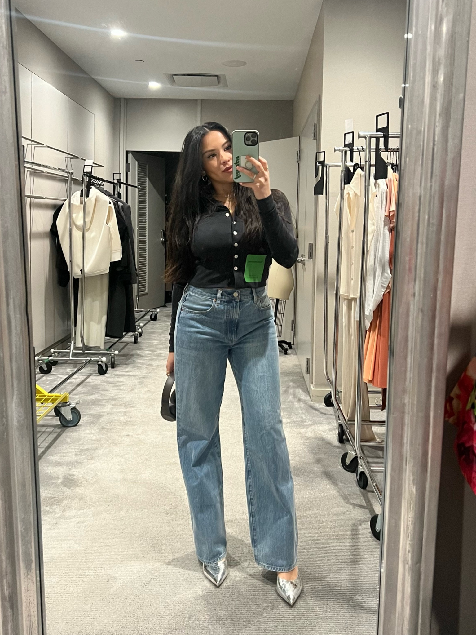 I’m 5’4 & hard for me to find denim that really hugs my shape and I’m not stepping on! These jeans are EVERYTHING I bought same style diff colors 😍 

#LTKstyletip #LTKmidsize #LTKworkwear