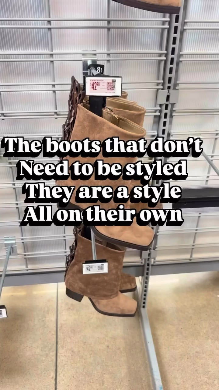📣📣📣These boots stopped me right there in the isle 👢. I love the look of these !!   Very high end NYC.

#LTKNYFW #LTKSeasonal #LTKgrwm
