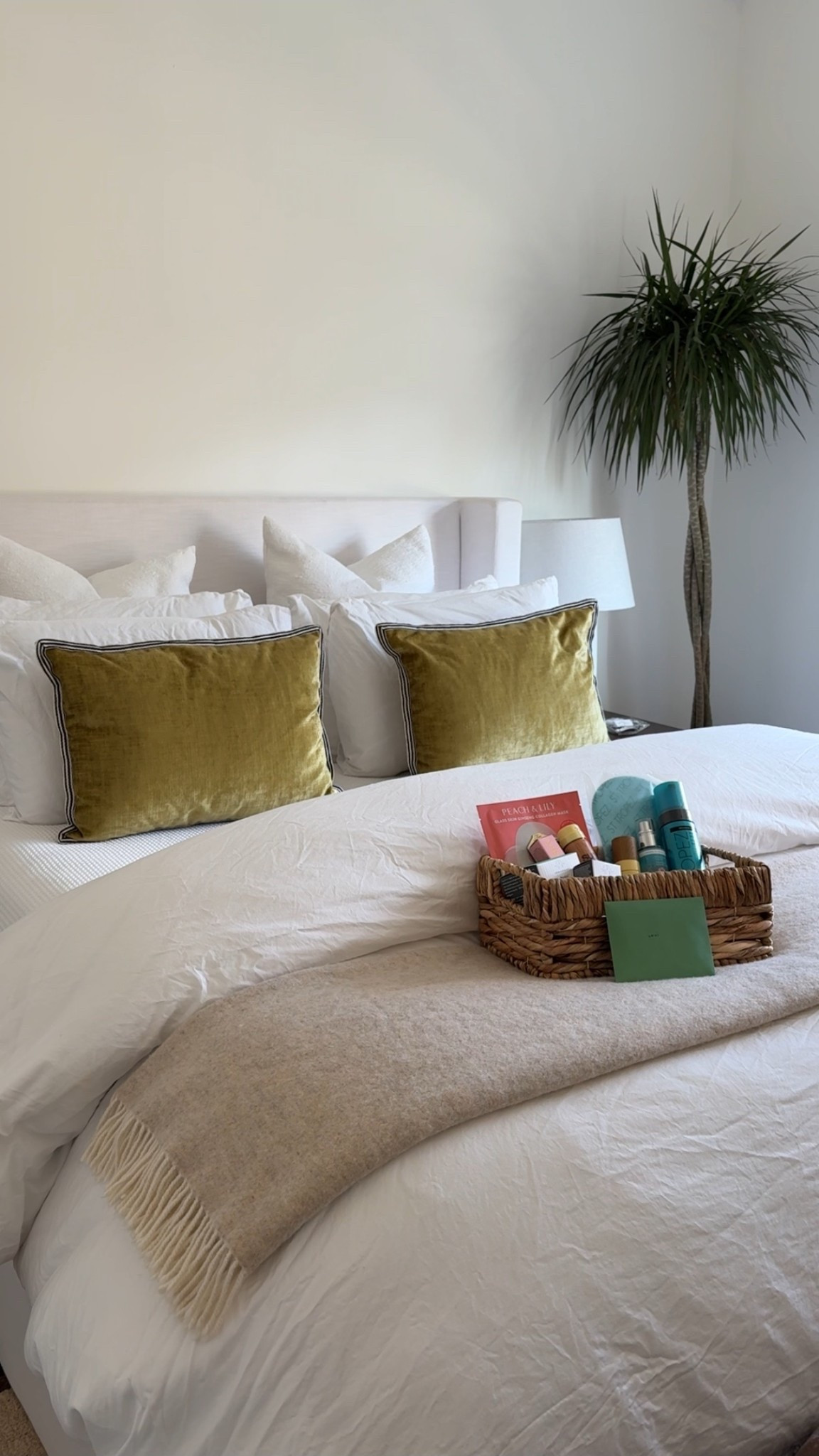 hotel sheet formula: this set + waffle blanket #brooklinenpartner @brooklinen