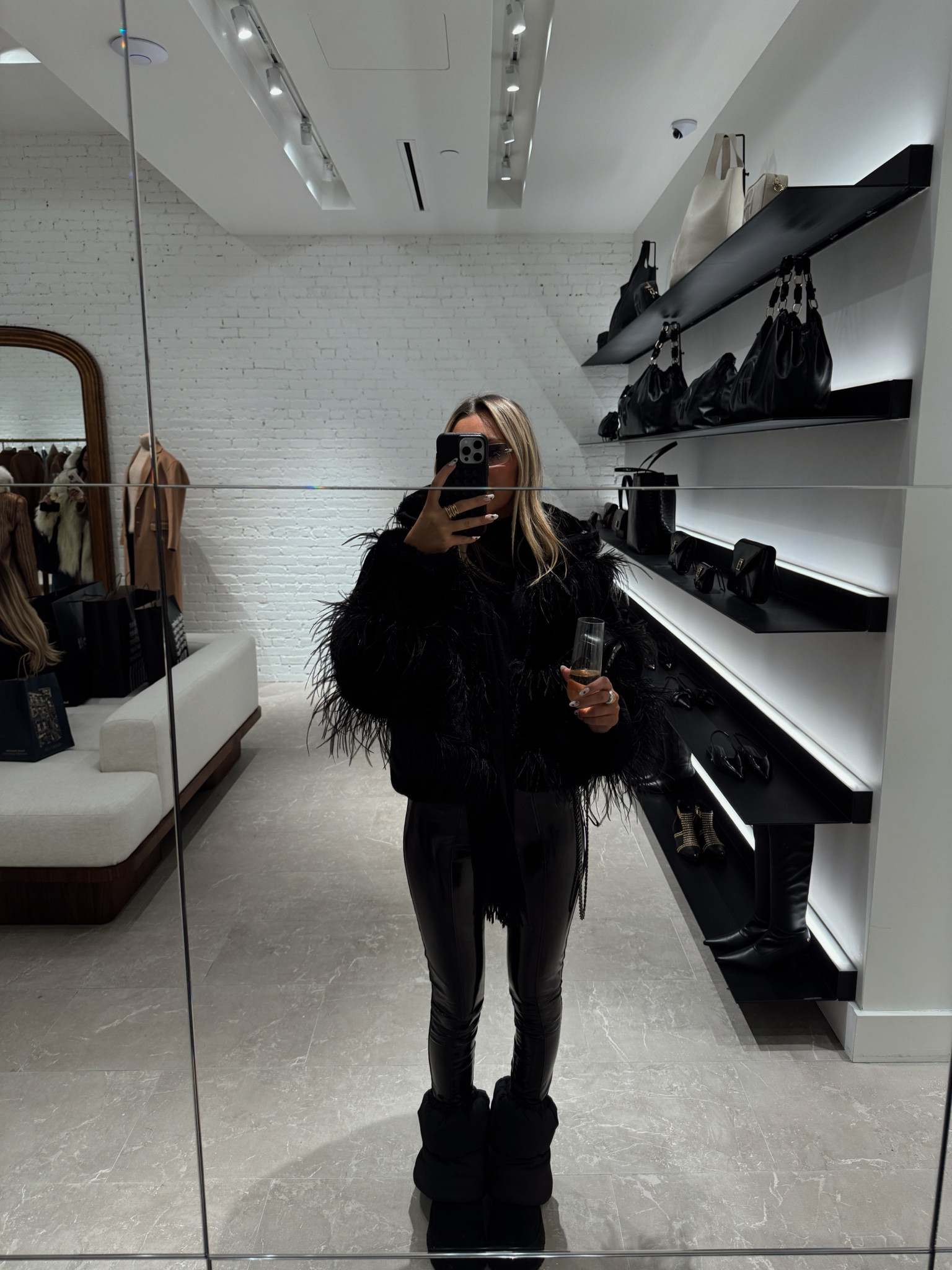 winter outfit all black !!

#LTKGiftGuide #LTKHoliday #LTKStyleTip