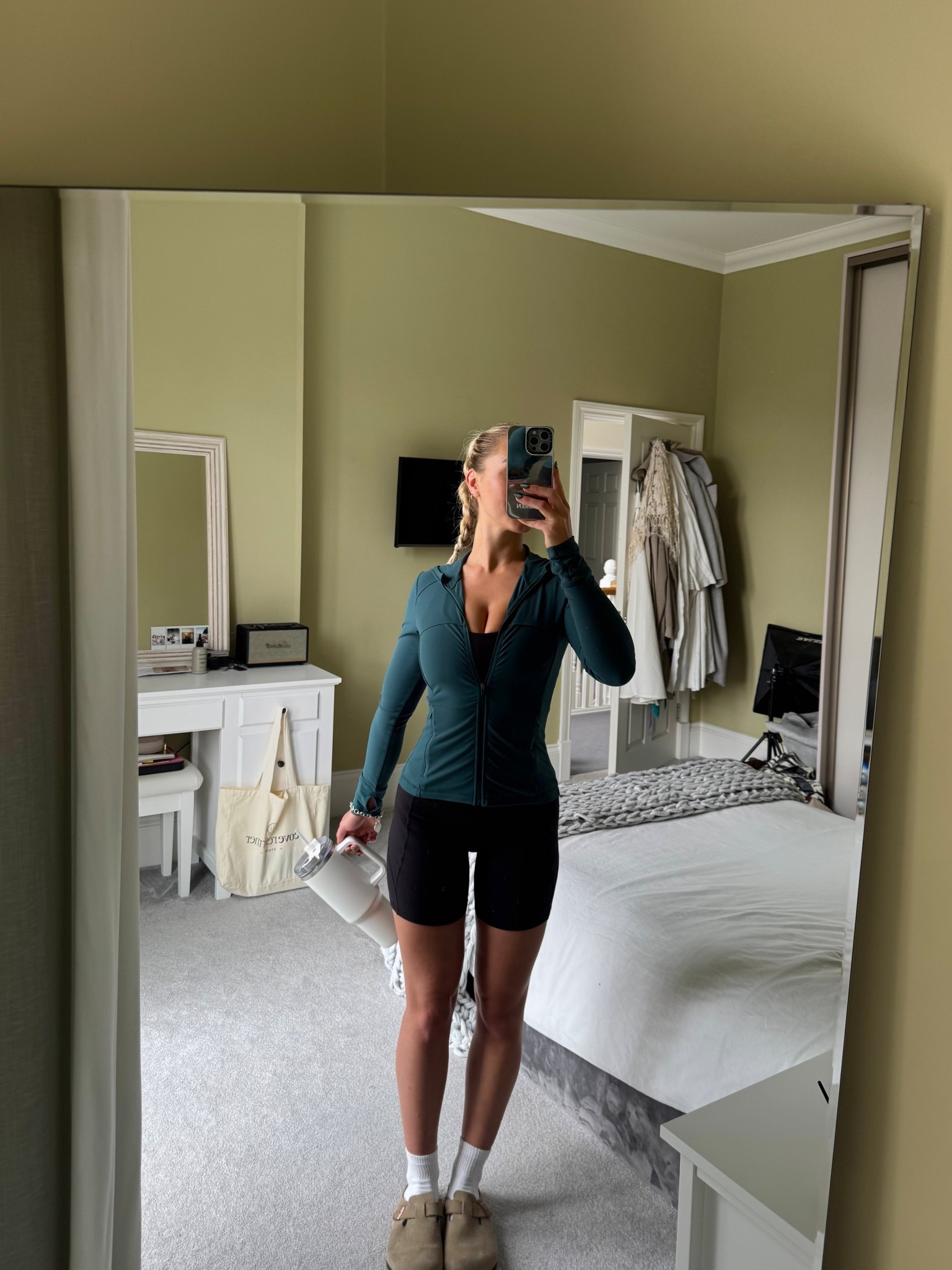 One of my favourite gym jackets! 🥒🌲🌱🦎

#LTKfitness #LTKuk