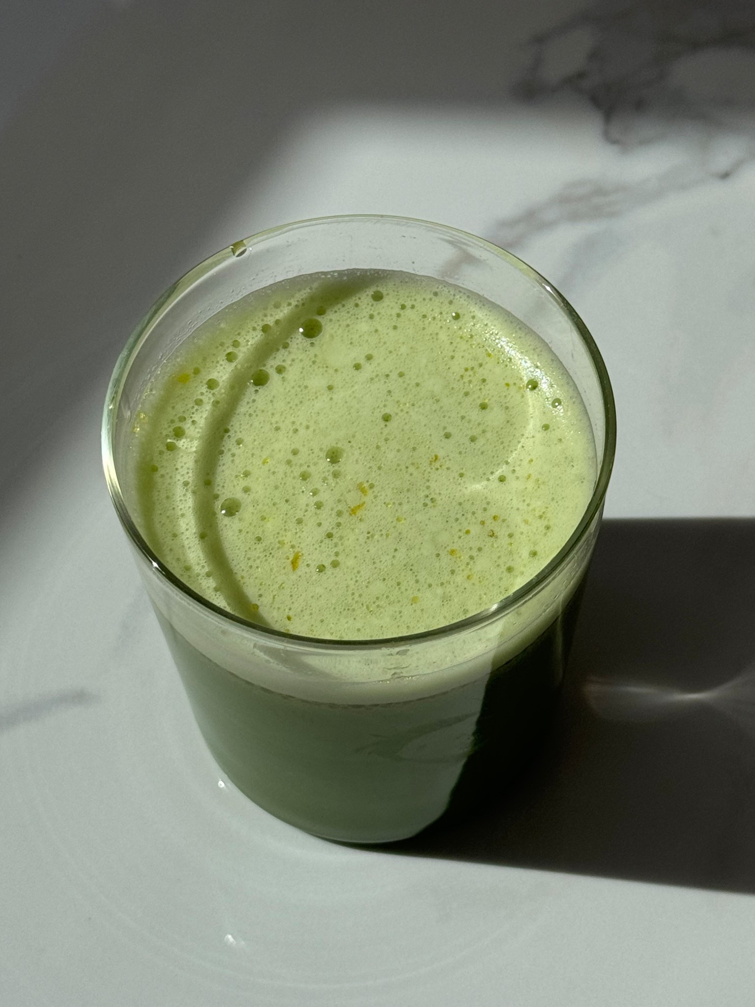 I’m so consistent with my anti-inflammatory celery juice everyday because this juicer is so easy to use and clean! It takes me max. 5 minutes every morning and I feel so good as a result. I’ve had this juicer for 6 years and it’s the best! #celeryjuice #juicer #wellness