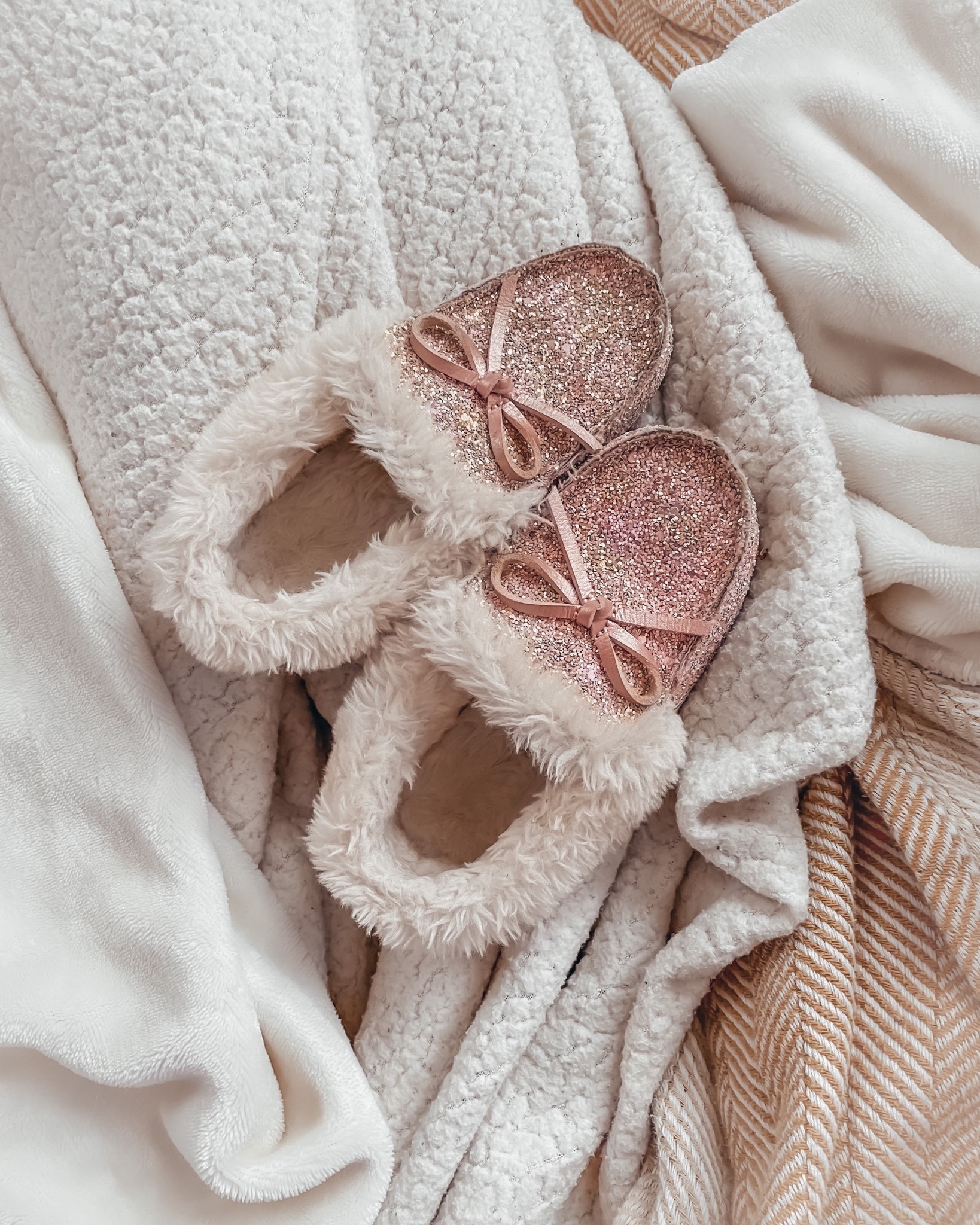 Toddler girl slippers
Toddler girl gifts

#LTKHoliday #LTKkids #LTKGiftGuide