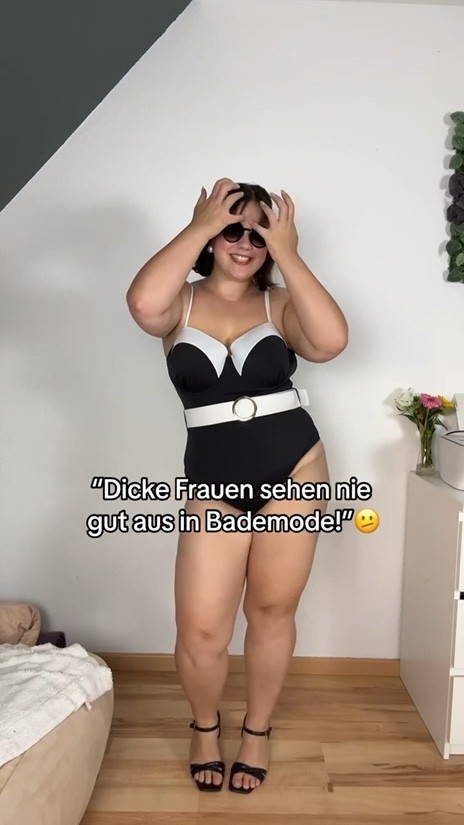 Badeanzug ist gr. 95E

#LTKcurves #LTKplussize #LTKswimwear
