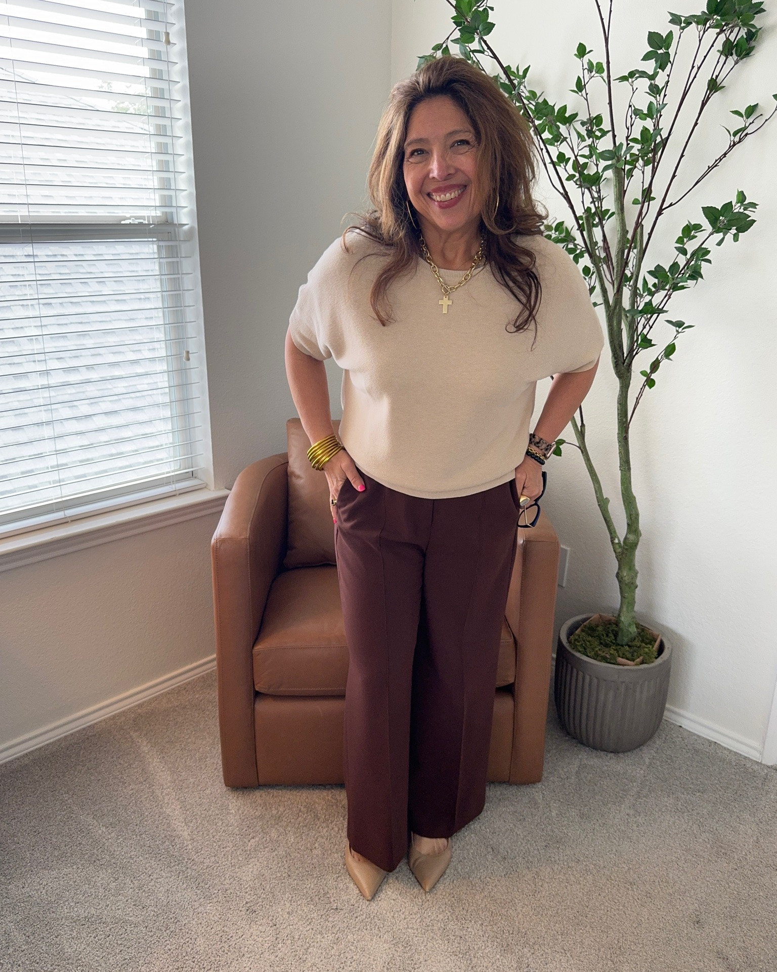 5 work outfits I'm loving lately.

Having the right pieces makes getting dressed easy, and fun. 

The right basics mixed with classic pieces will expand your choices. 

Save this for your next "I have nothing to wear" moment 📌

Which one is your favorite? 👇

#WorkOutfits #OfficeLooks #WardrobeInspo #StyleThatWorks

#LTKootd #LTKWorkwear #LTKOver40