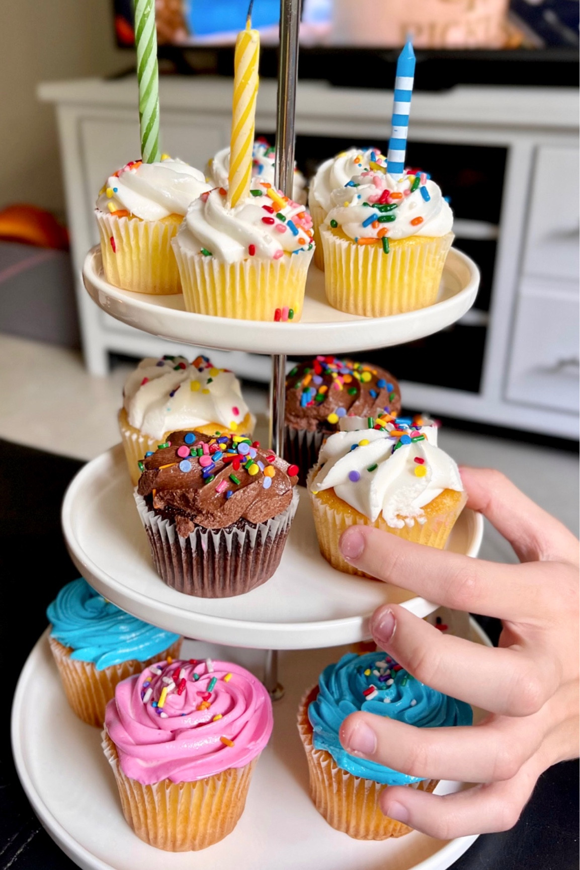 Cake stand by Crofton 

#LTKunder50 #LTKhome #LTKFind