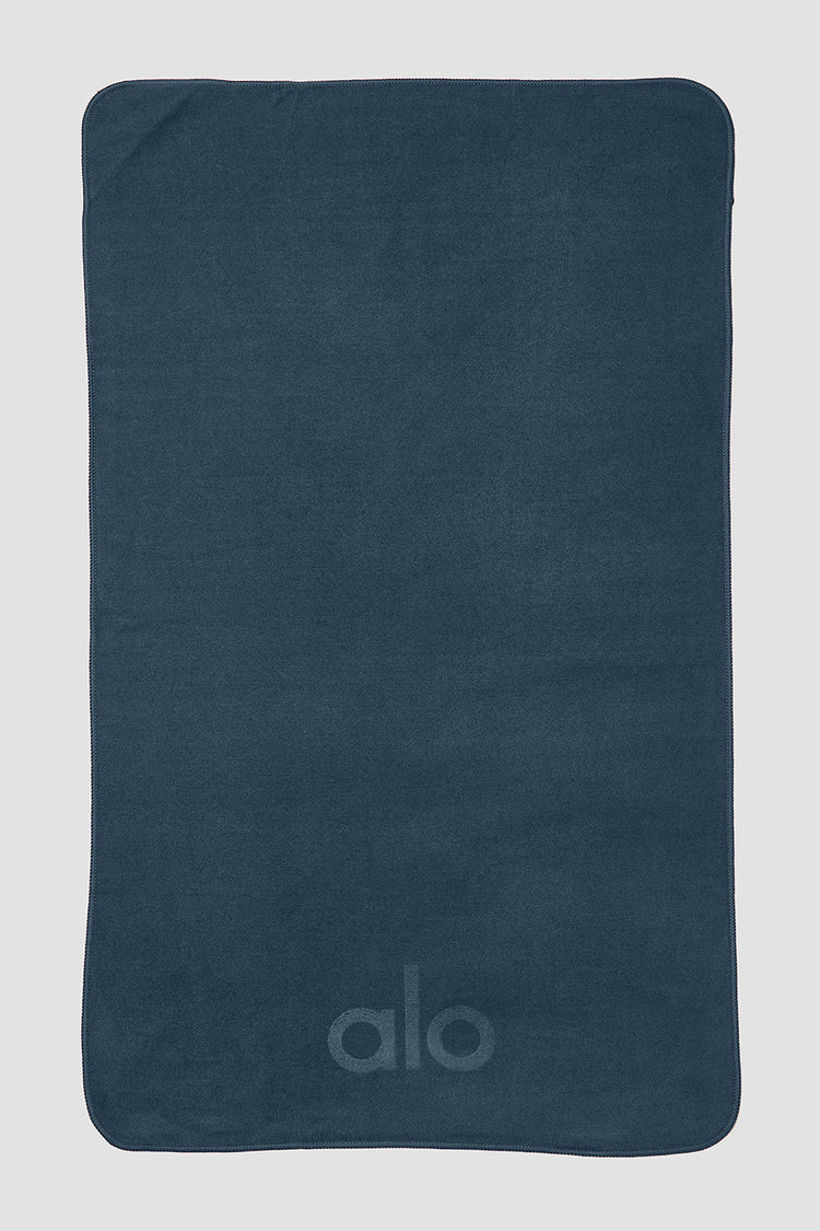Performance No Sweat Hand Towel | Alo Yoga