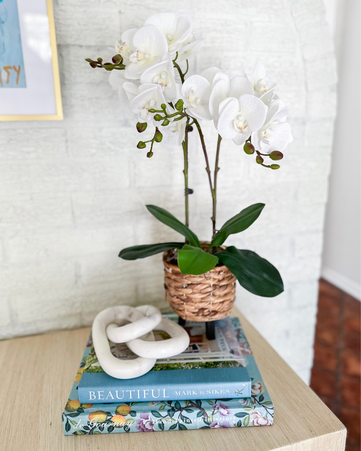 It’s all in the details! 

Orchid, plants, decor, books, coffee table books, decor, plants, console table, homeinspo

#LTKstyletip #LTKunder50 #LTKhome