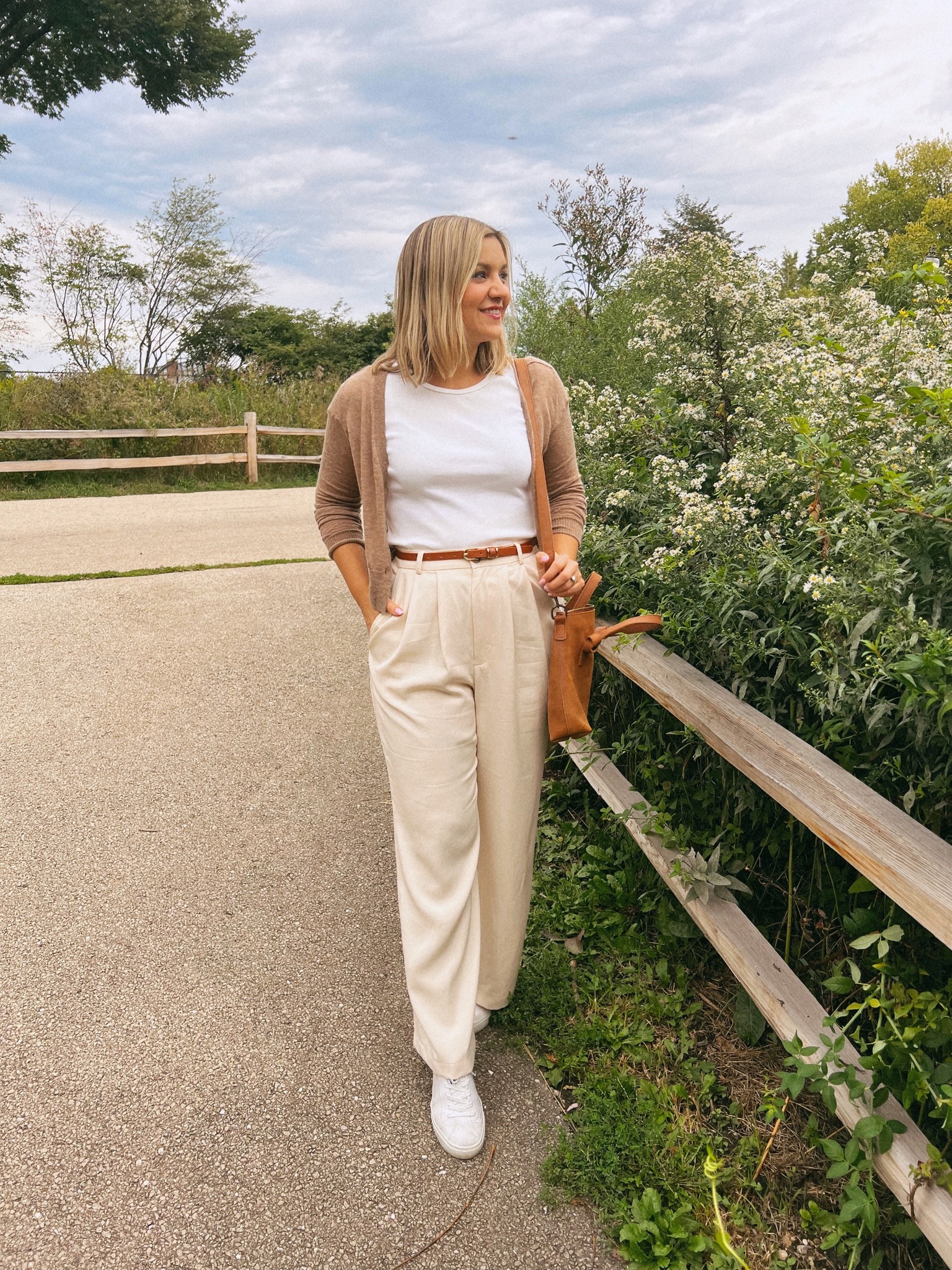 Outfit inspired by Meg Ryan in You’ve Got Mail!
Sweater - small 
Trousers - 4 petite 
Sneakers - LAKESHORELADY20
Kathleen Kelly
90’s style
Fall outfit 


#LTKSeasonal