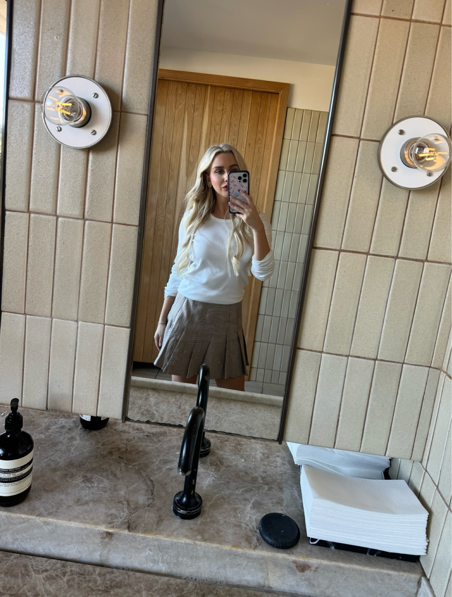 Fall fit 🍂🧸

#LTKHoliday #LTKStyleTip #LTKSeasonal