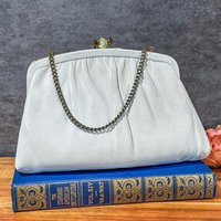 Vintage White Faux Leather Kisslock Clutch With Gold Chain | Etsy (US)
