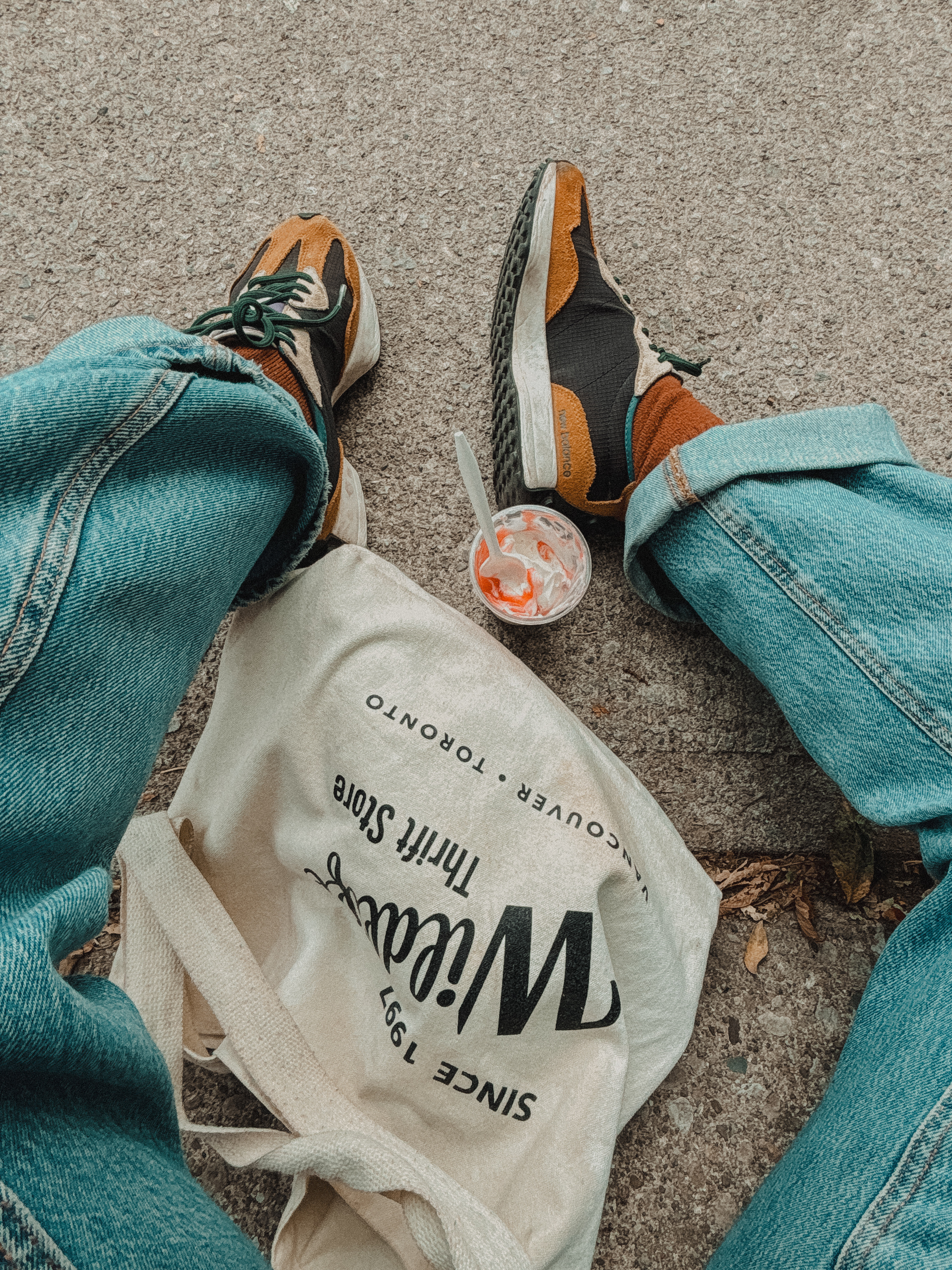 Casual fit for today! 

#LTKvlog #LTKootd #LTKgrwm