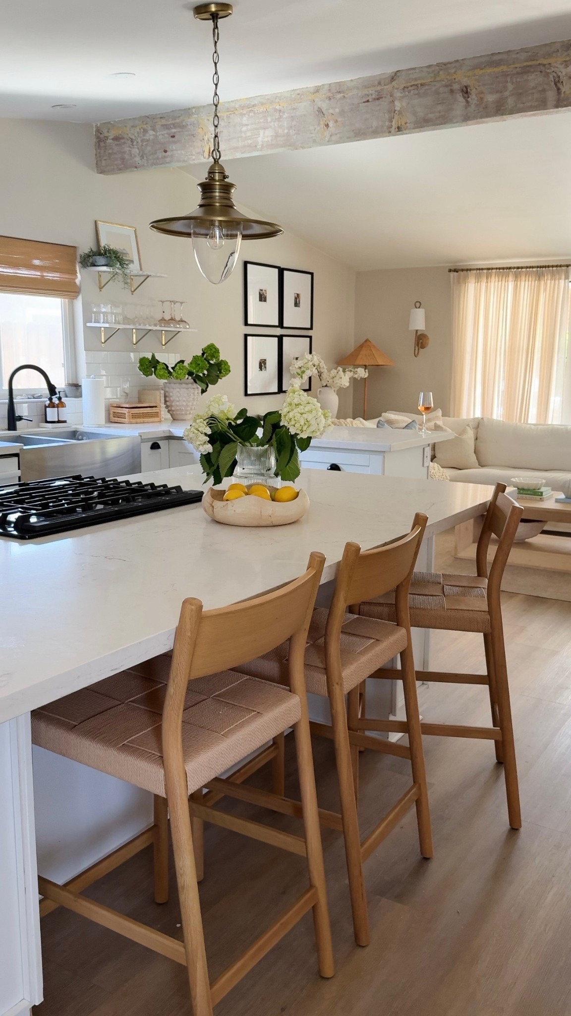 Kitchen views >

#LTKStyleTip #LTKHome