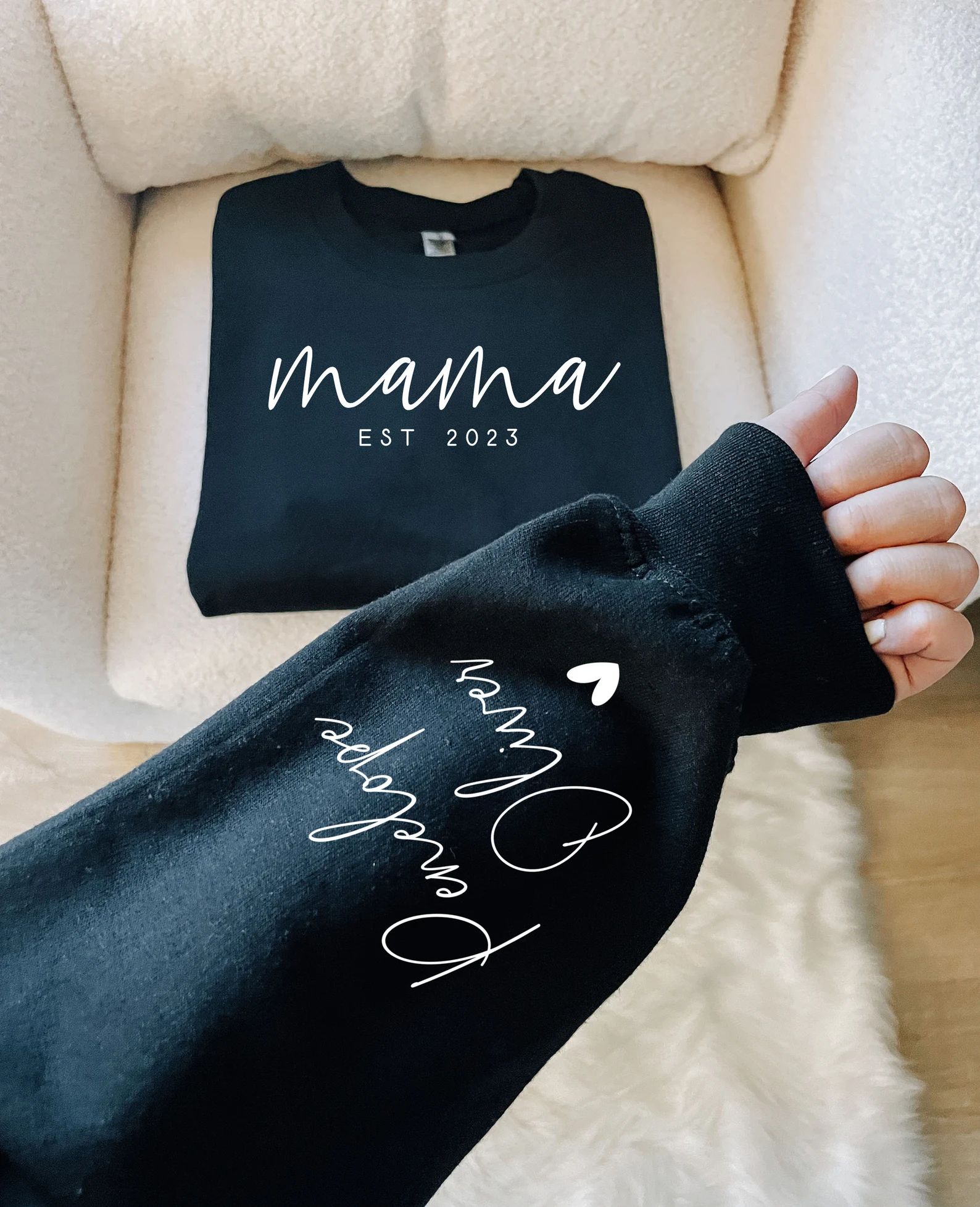 Custom Mama Sweatshirt With Date and Children Name on Sleeve - Etsy | Etsy (US)