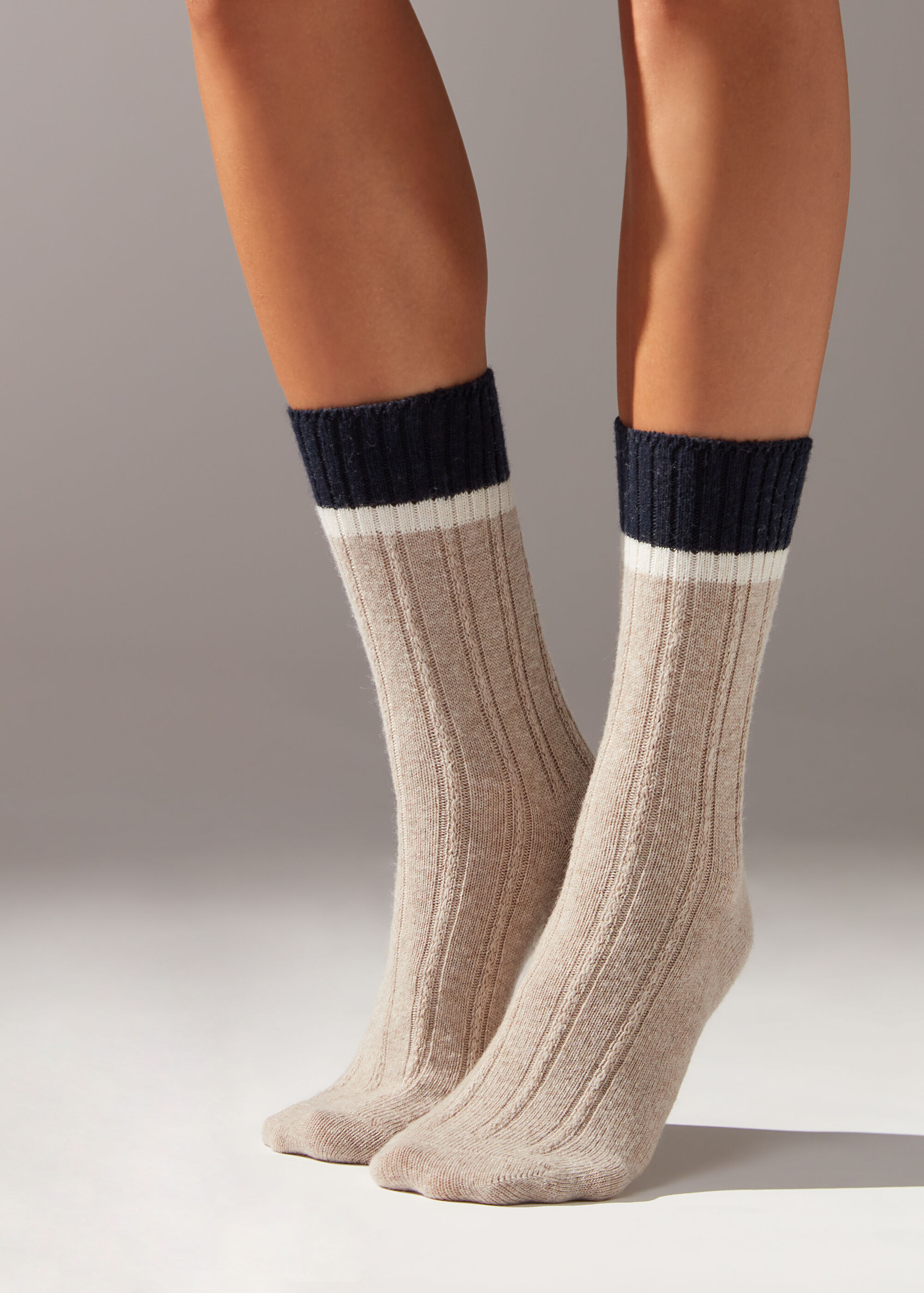 Cashmere Blend Short Socks with Contrast Trim | Calzedonia US