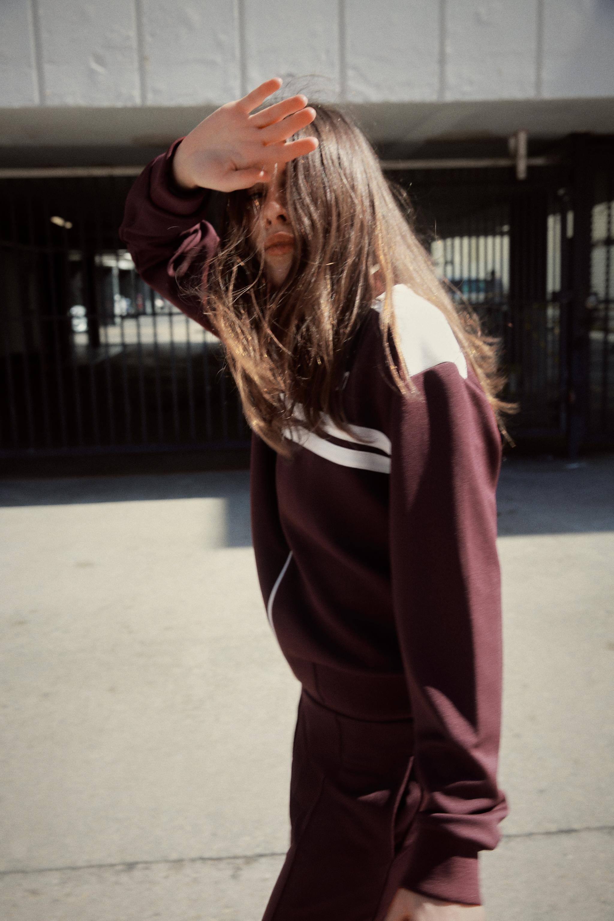 EMBROIDERED SWEATSHIRT | Zara UK