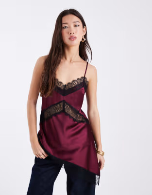 ASOS DESIGN - Satijnen asymmetrische cami top met kant in pruimpaars | ASOS (Global)