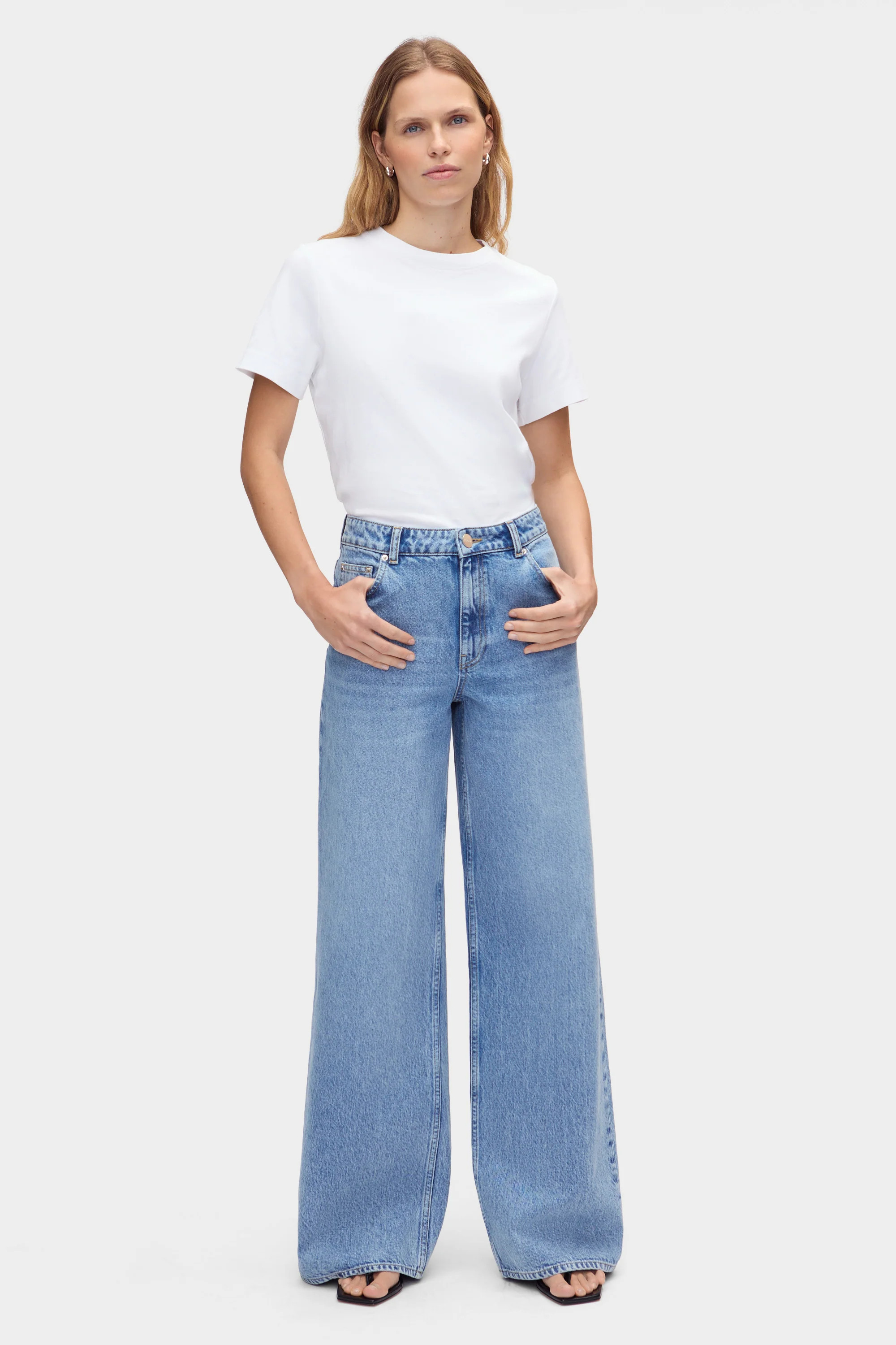 ALIGNE Low Rise Loose Wide Jeans - Blue | ALIGNE UK & EU