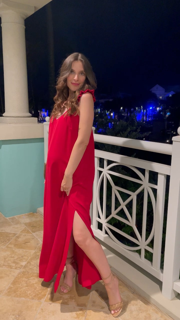 The dresses I wore on vacation to the Bahamas. Dresses fit tts even before I had my 19 week belly. 

#LTKtravel #LTKbump #LTKunder100