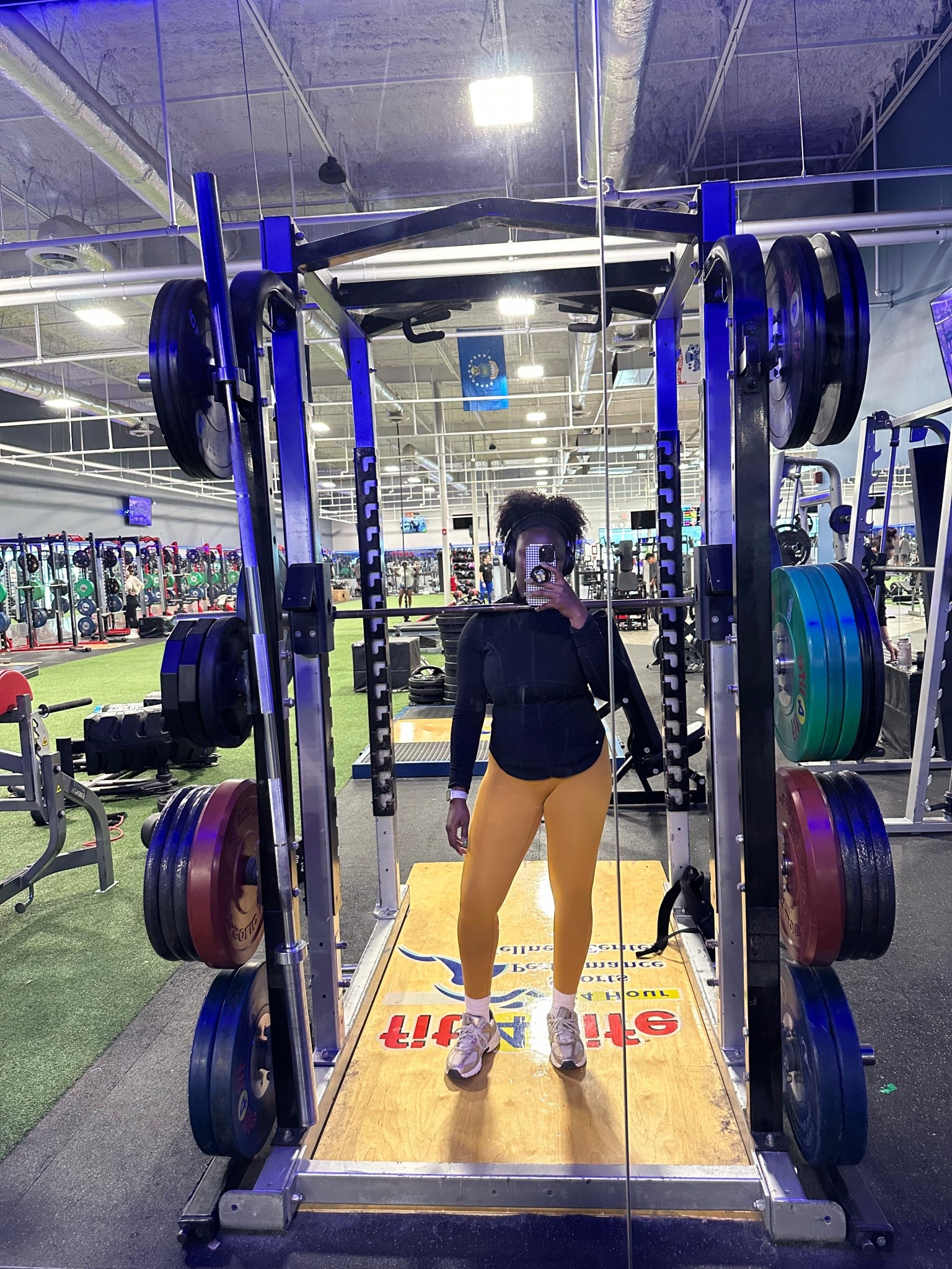 Fall Transitional Gym Fit 

#LTKActive #LTKSeasonal #LTKShoeCrush