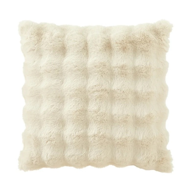 Faux fur pillow ..amazingly soft! 

#LTKU #LTKHoliday #LTKHome