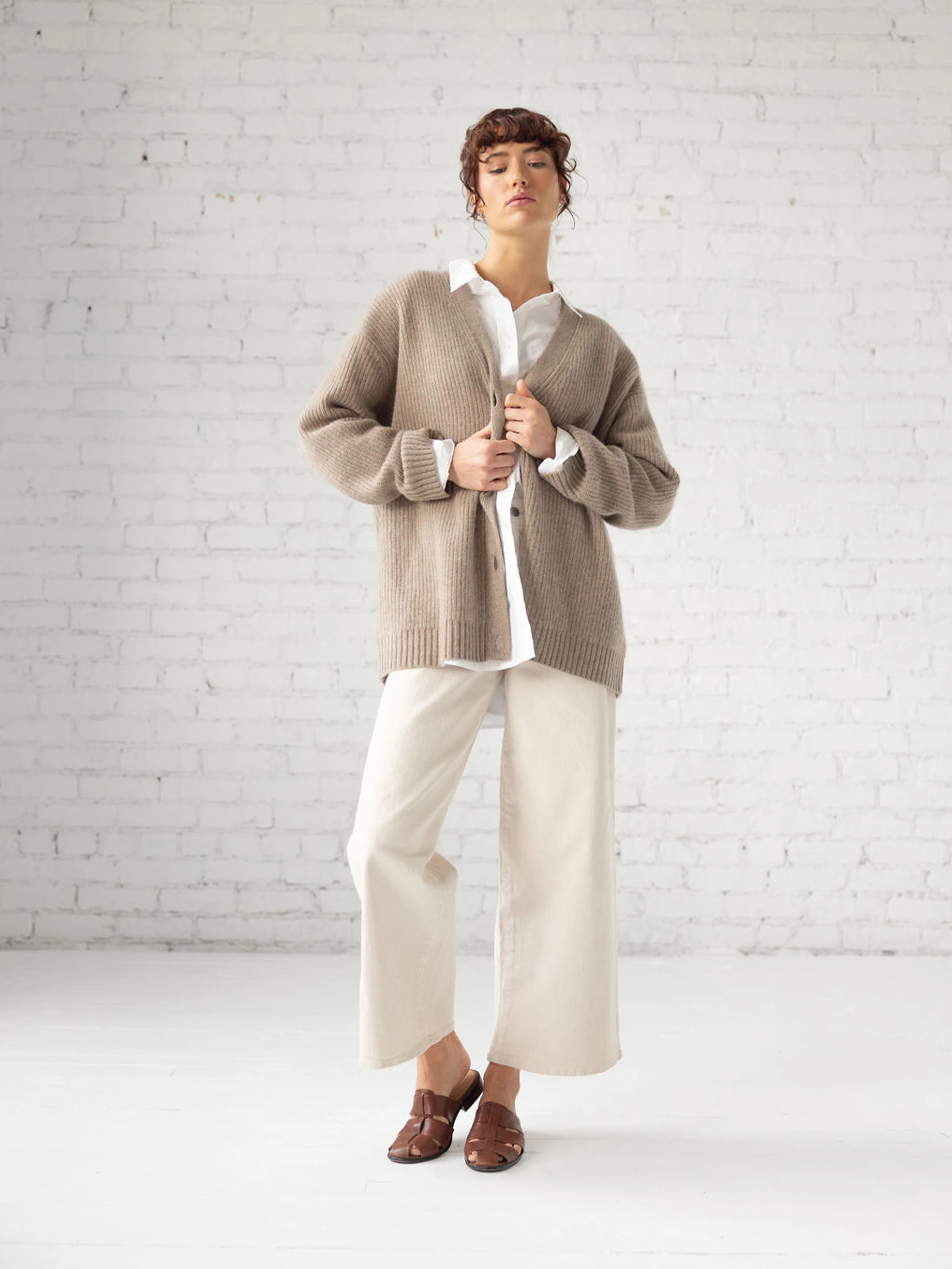 Women's Oversized Sunday Cashmere Cardigan in Almond (Size: Medium) - Cozy Earth | Cozy Earth