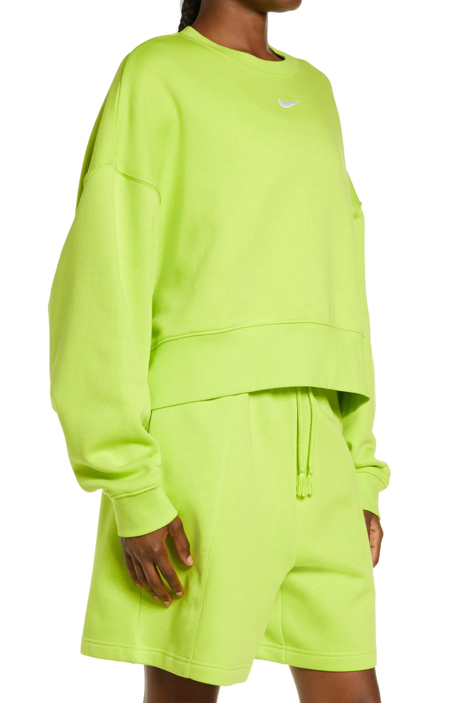 Sportswear Essential Oversize Sweatshirt | Nordstrom
