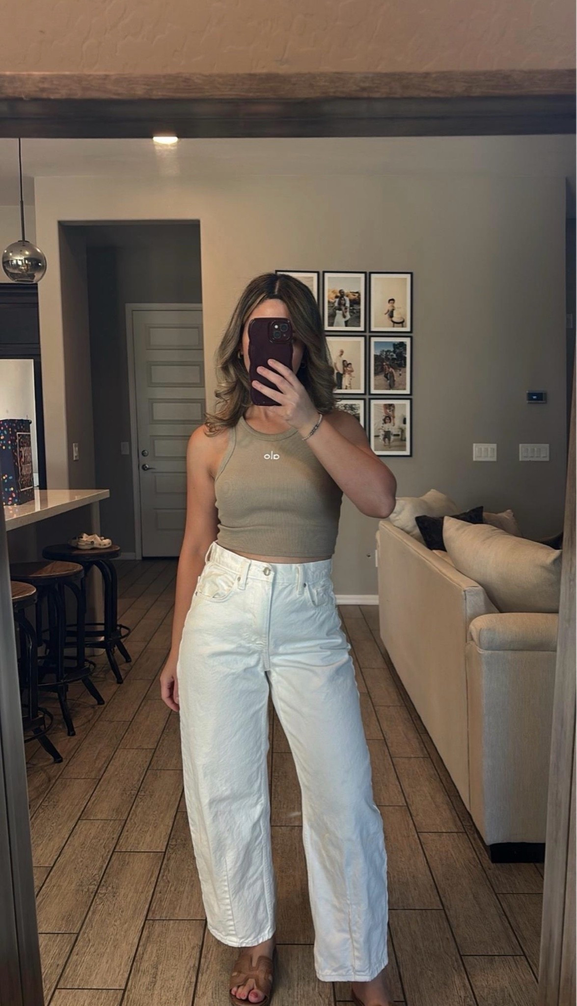 Favorite @Target jeans on sale $26 & the fit is sooo good! Wearing size 2 regular & have in blue wash too! 

#targetjeans #targetsale #barreljeans #whitejeans #momstyle #petitestyle #jeans #falljeans #ootd #aloyoga #alocroptop #fallstyle #everydaystyle

#LTKSaleAlert #LTKootd #LTKPetite