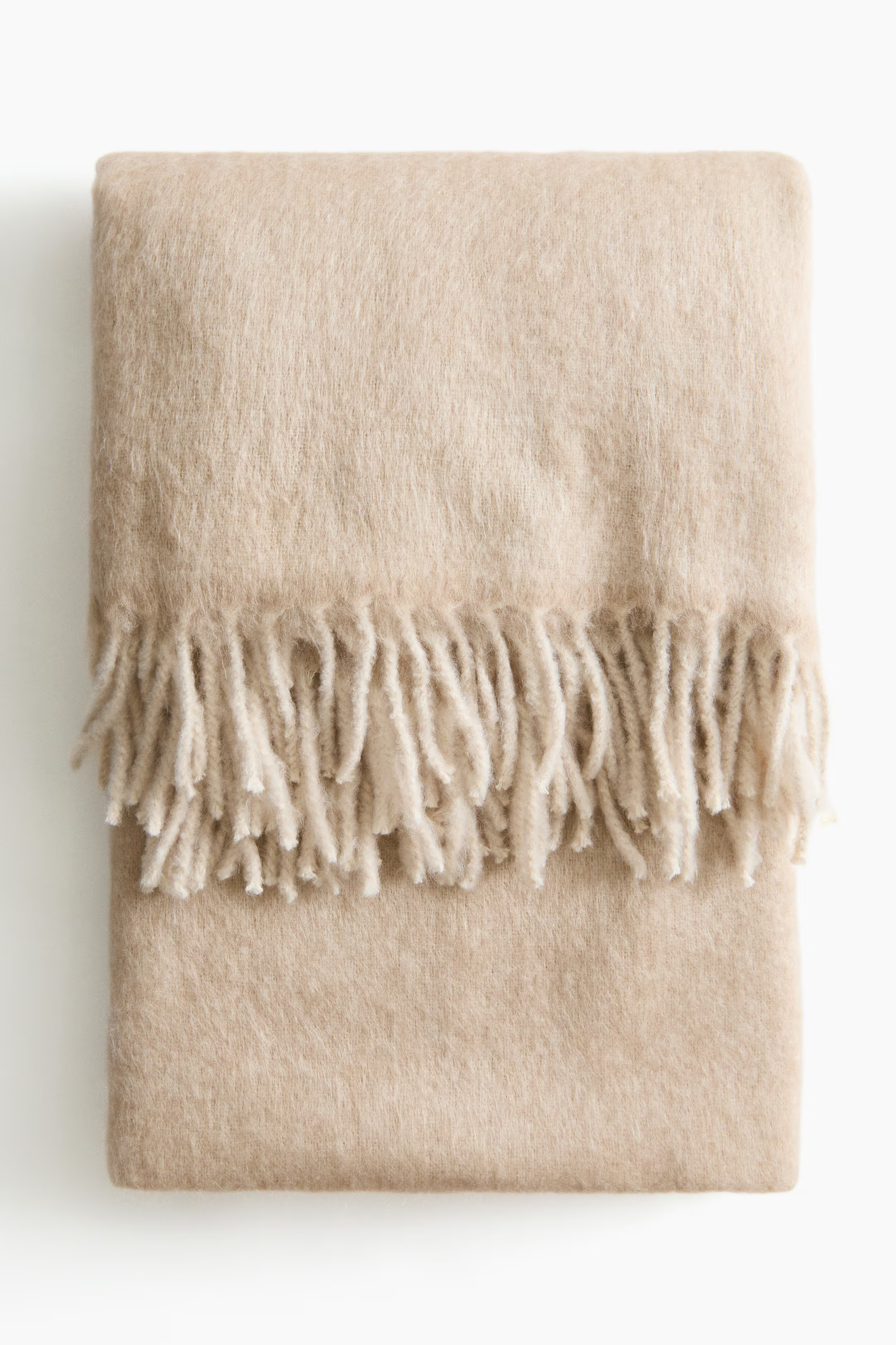 Fringed blanket | H&M (UK, MY, IN, SG, PH, TW, HK)